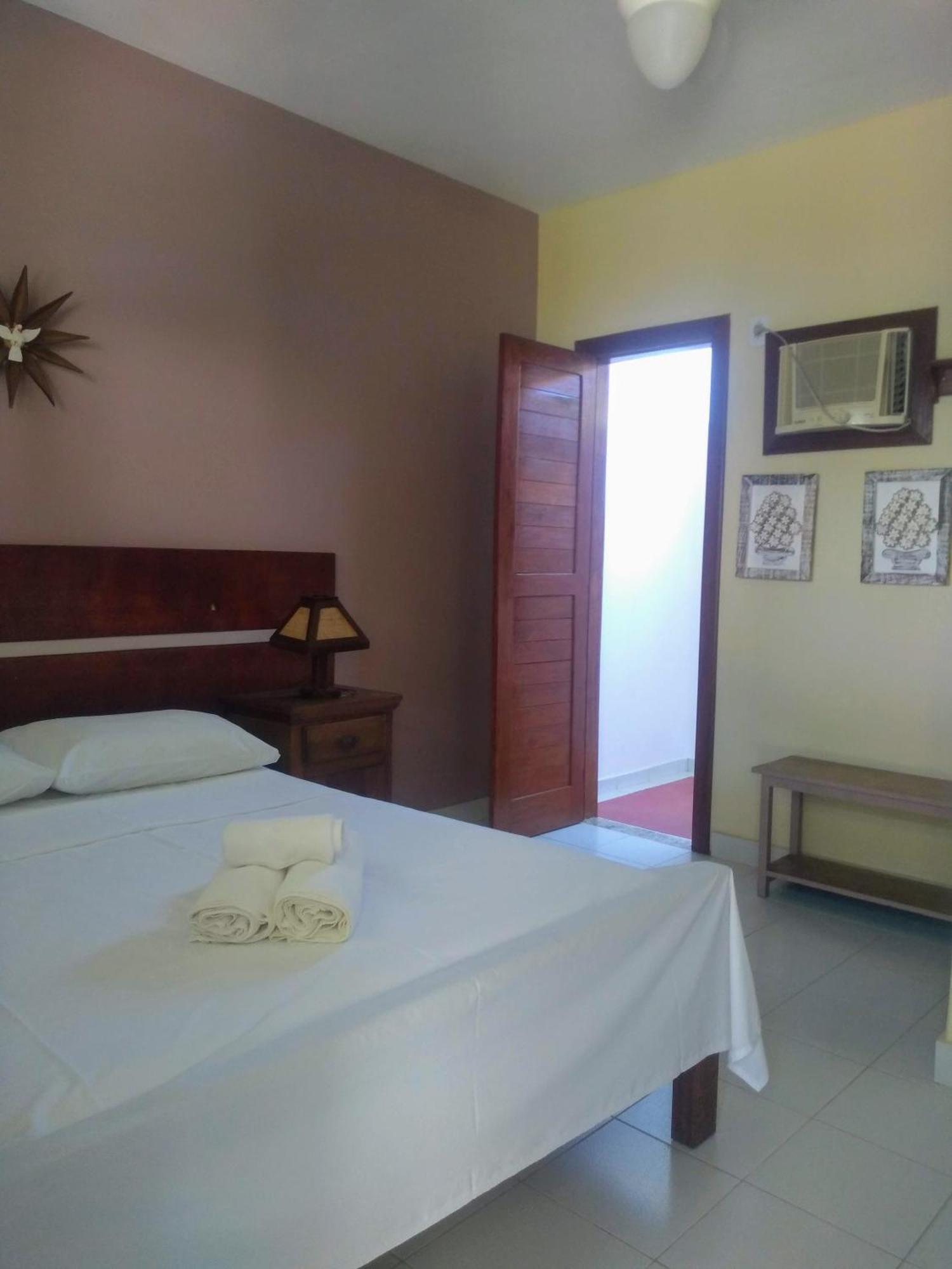 Quarto com Cama de Casal ou 2 de Solteiro