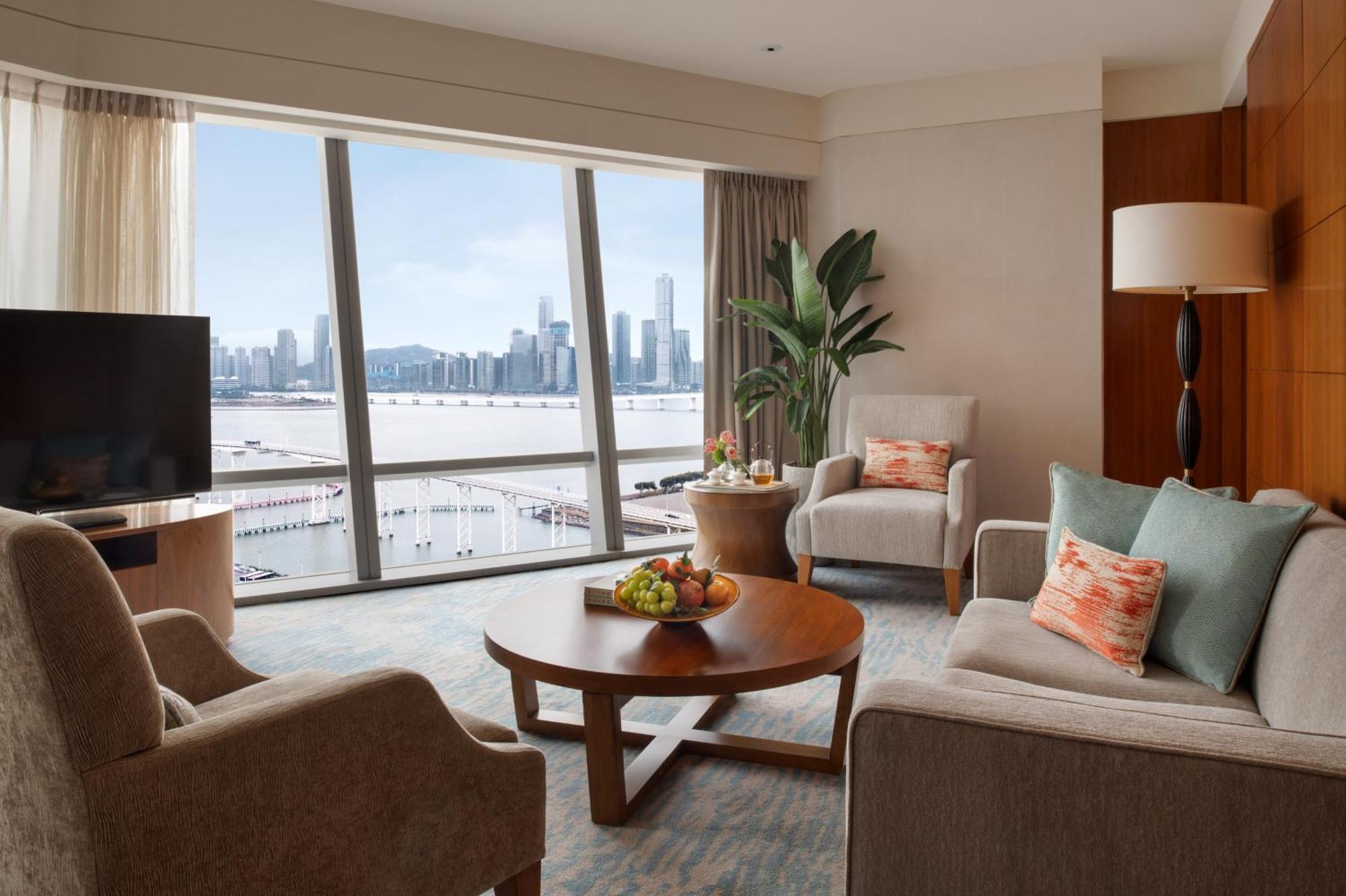 Waterfront Suite,1574708510:JPEG