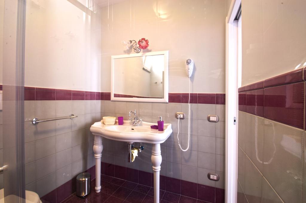 Premium Quadruple Room,163443366:JPEG