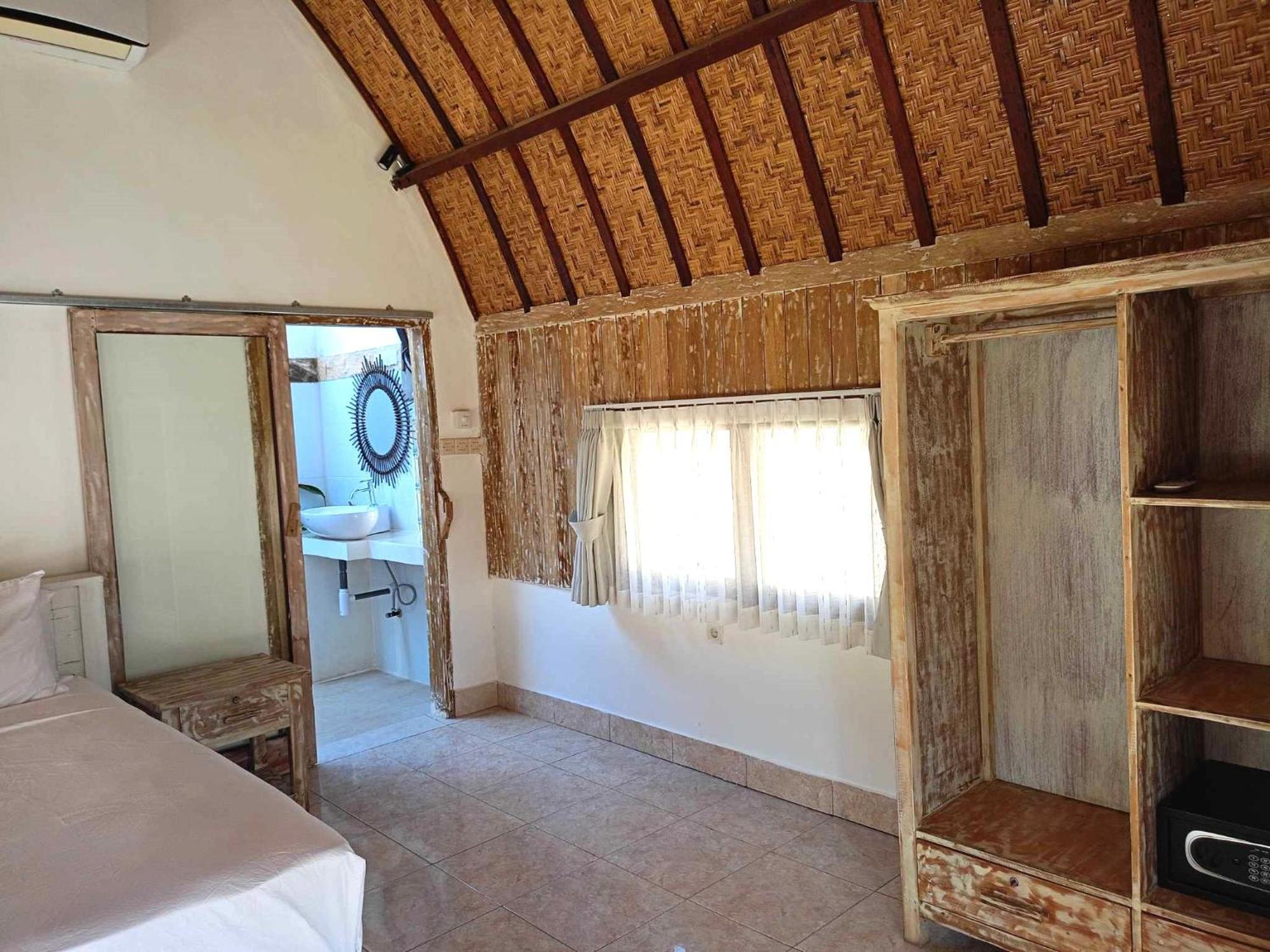 Bungalow with Garden View,1586187953:JPEG