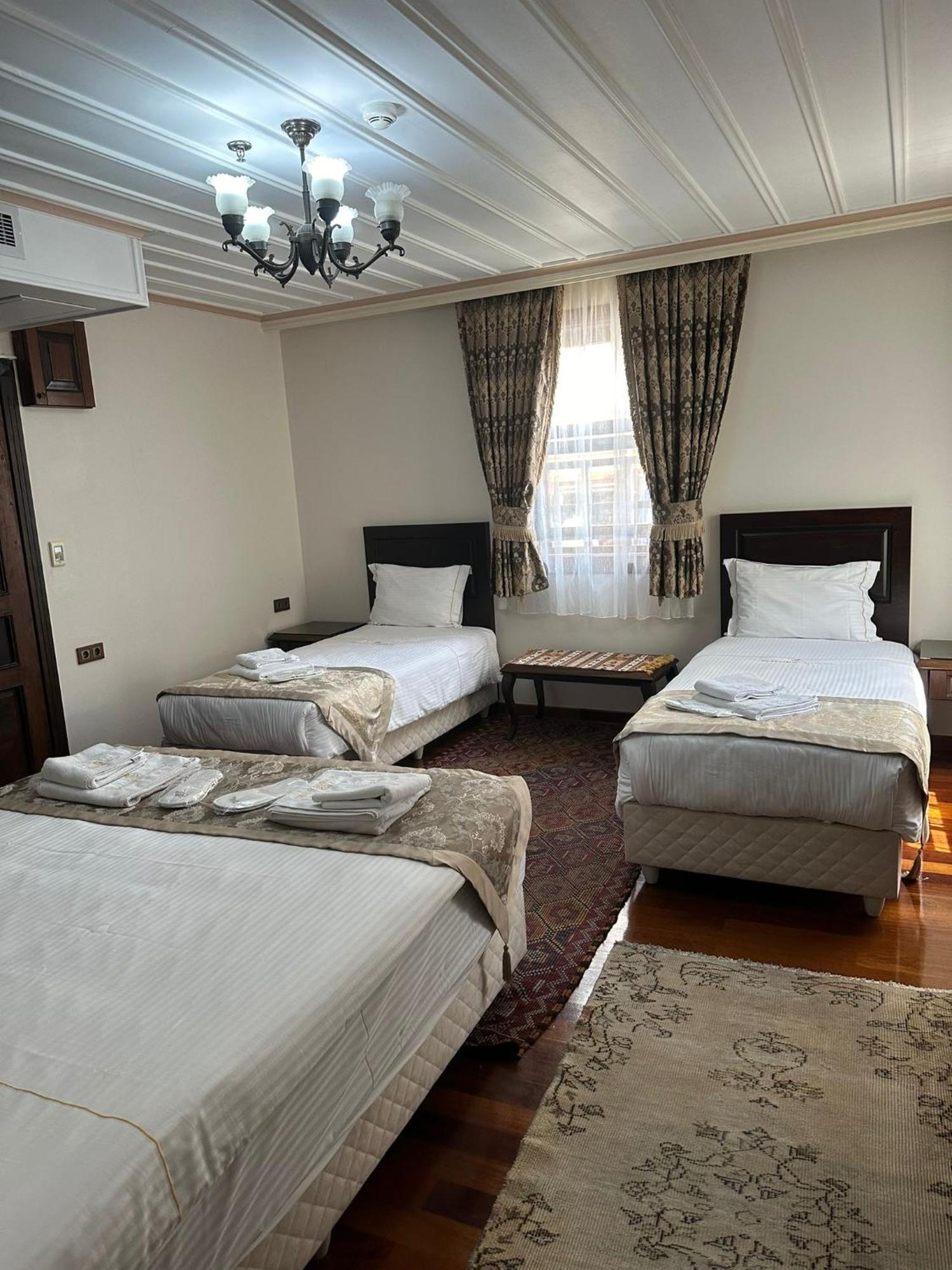 Economy Quadruple Room