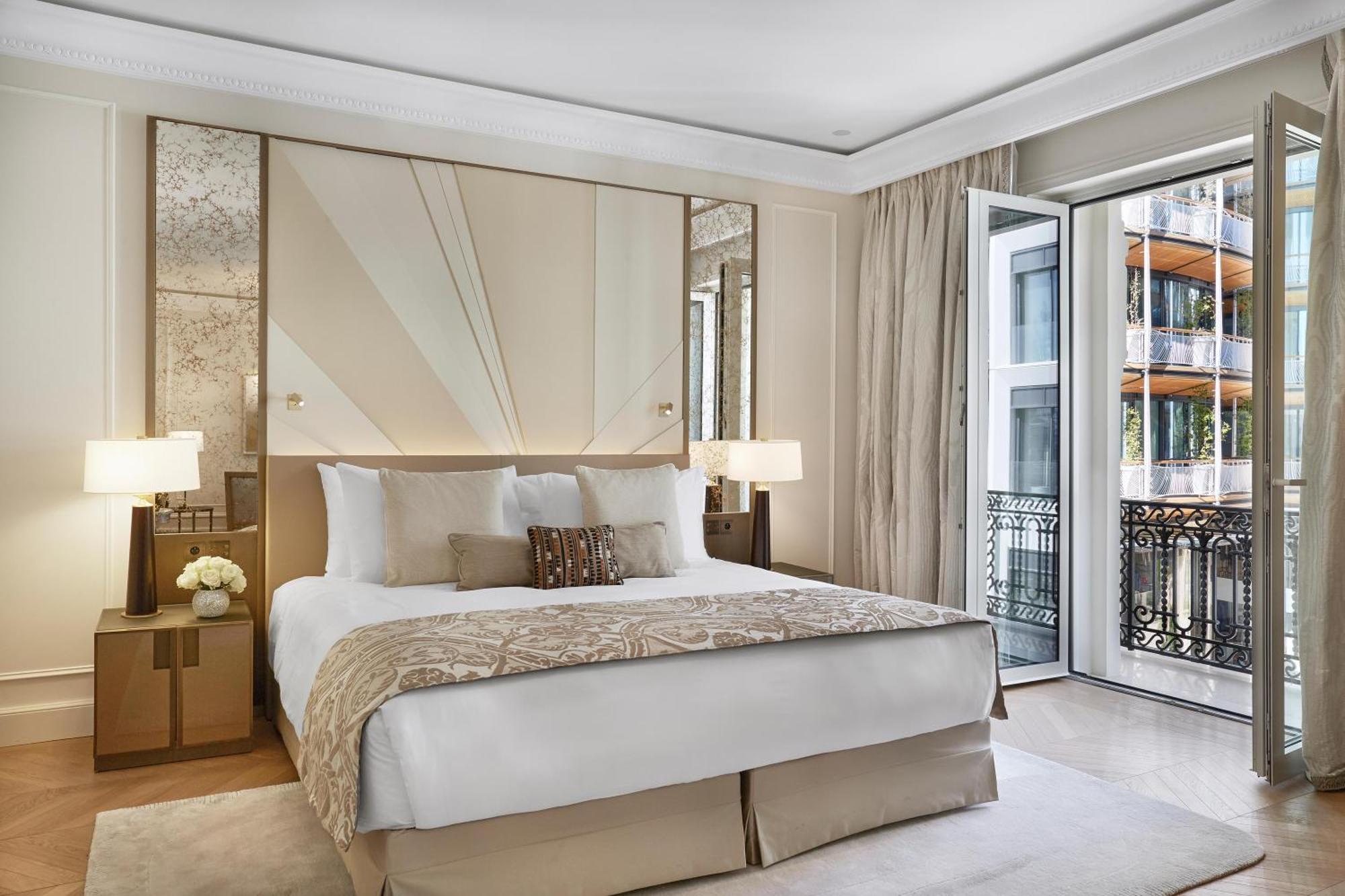 Junior Suite met Uitzicht op Stad of Patio