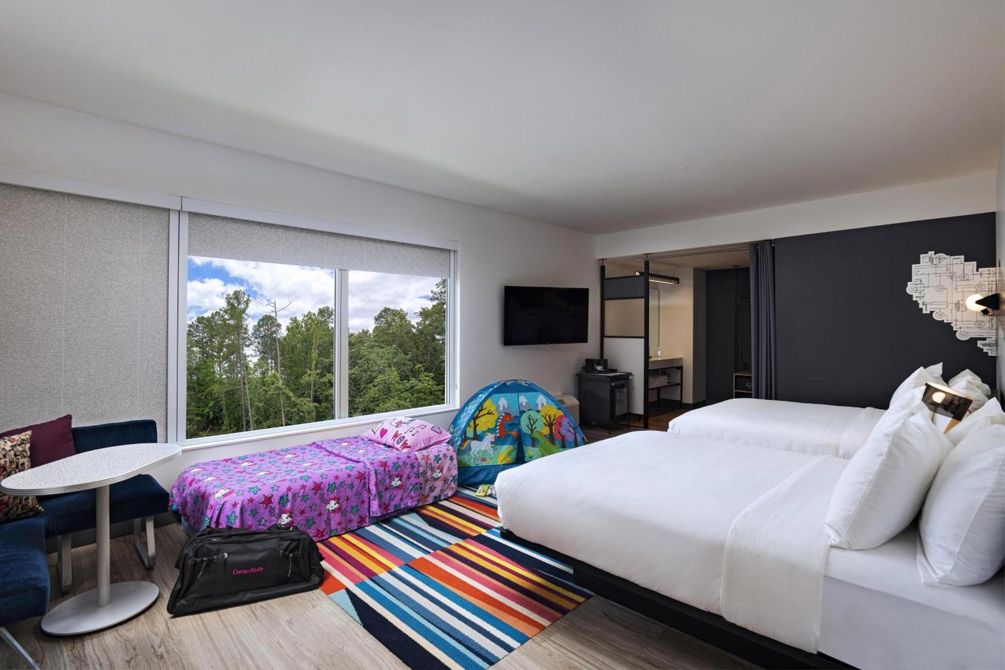 Large Queen Room,1616469902:JPEG