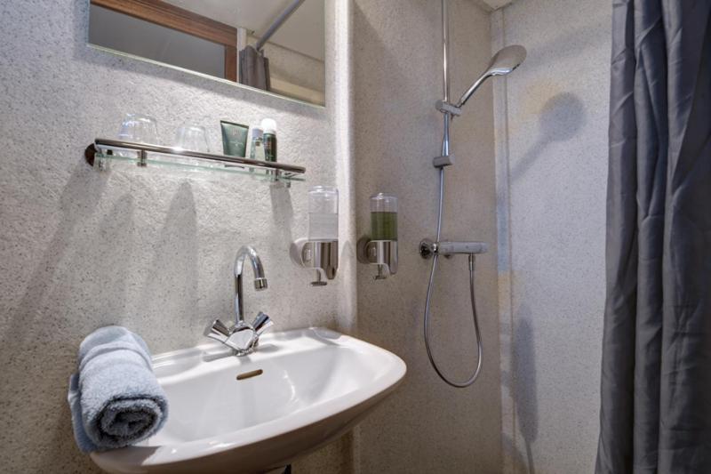 Kamer met Queensize Bed
