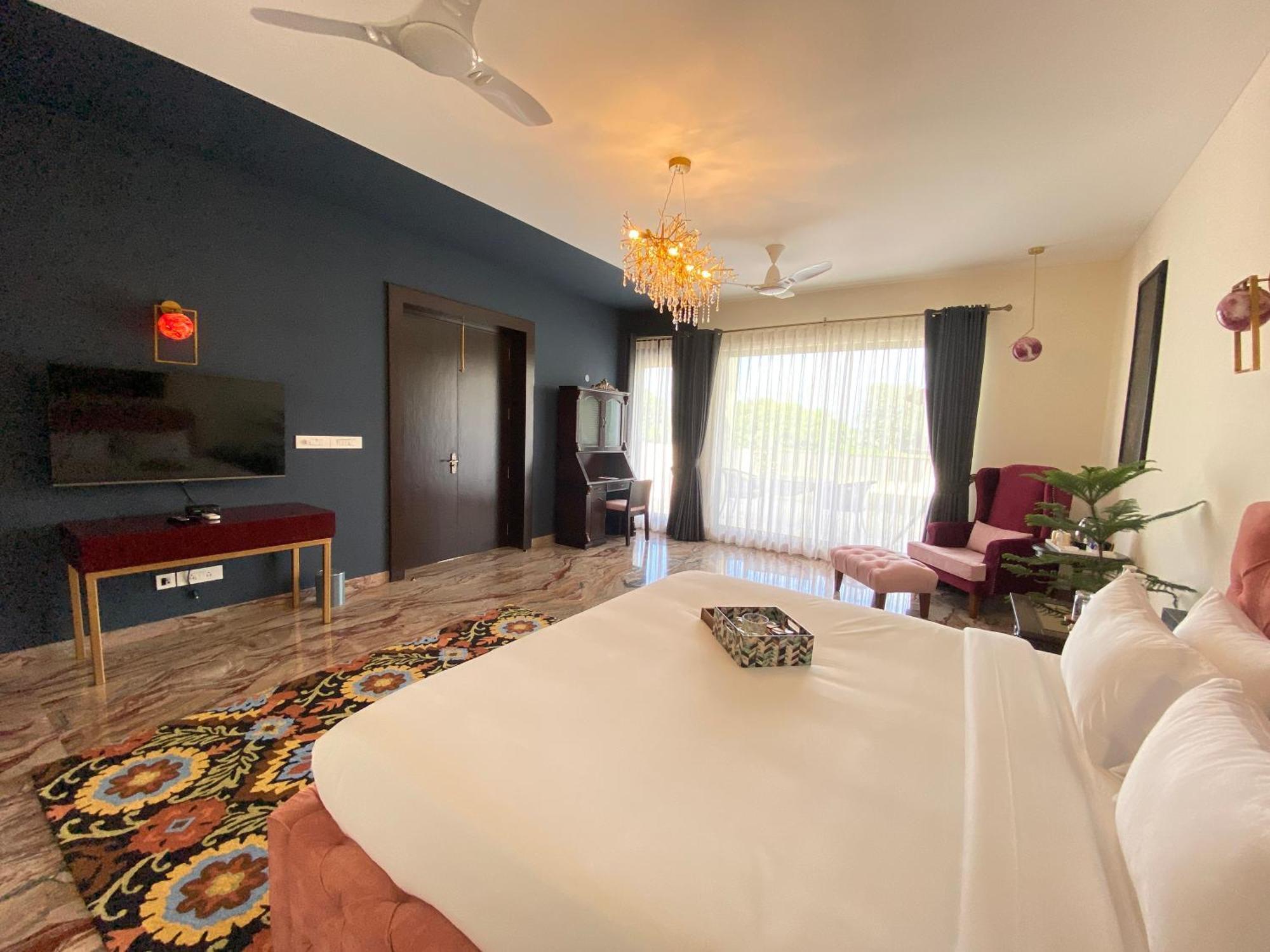 Presidential Villa, 4 Bedrooms, Private Pool, Lake View,1622933484:JPEG