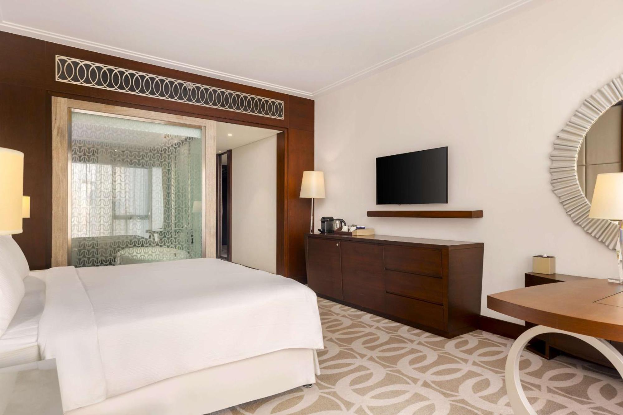 Executive King Room,1624332184:JPEG