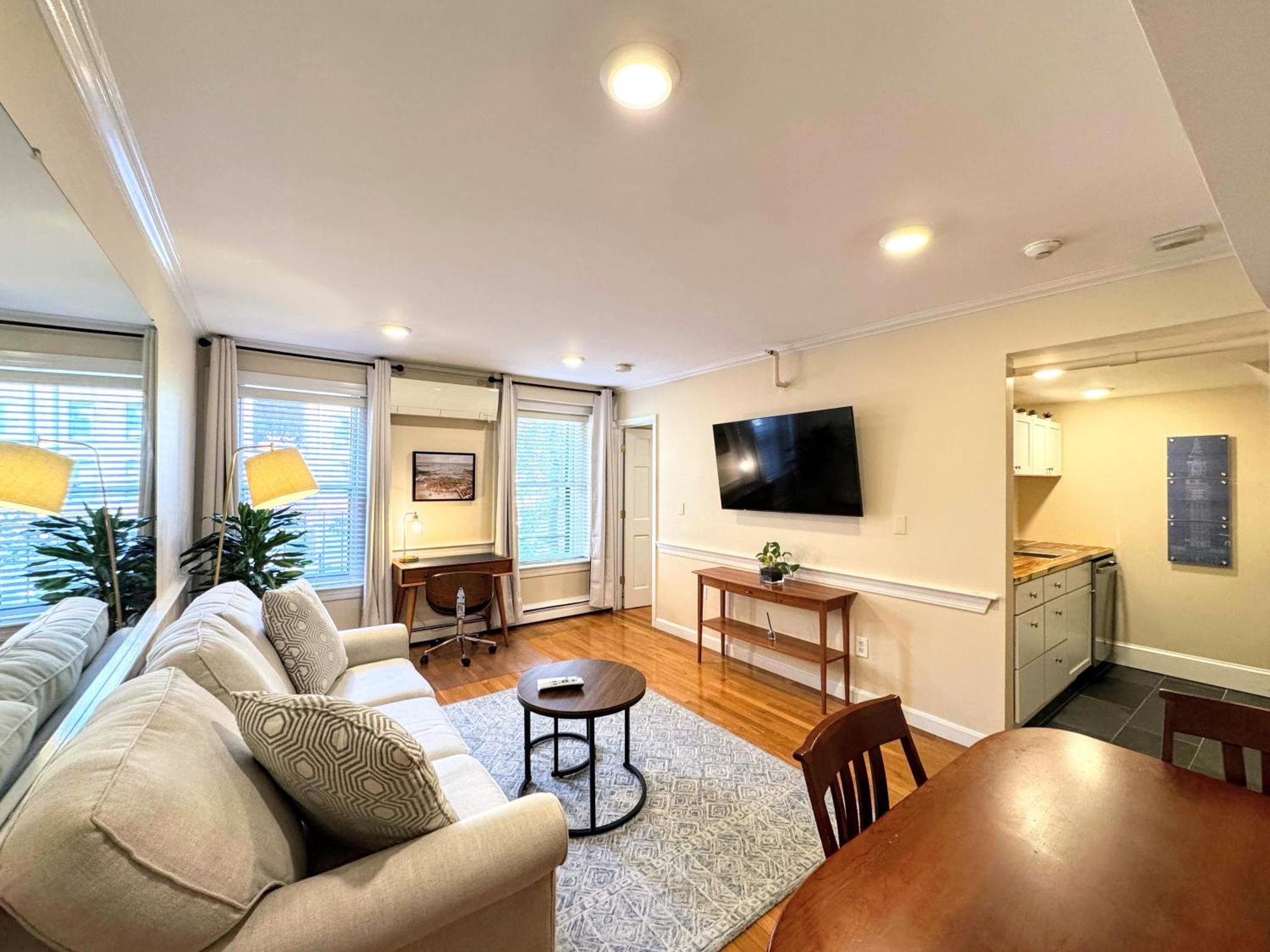 One-Bedroom Suite,1624748192:JPEG