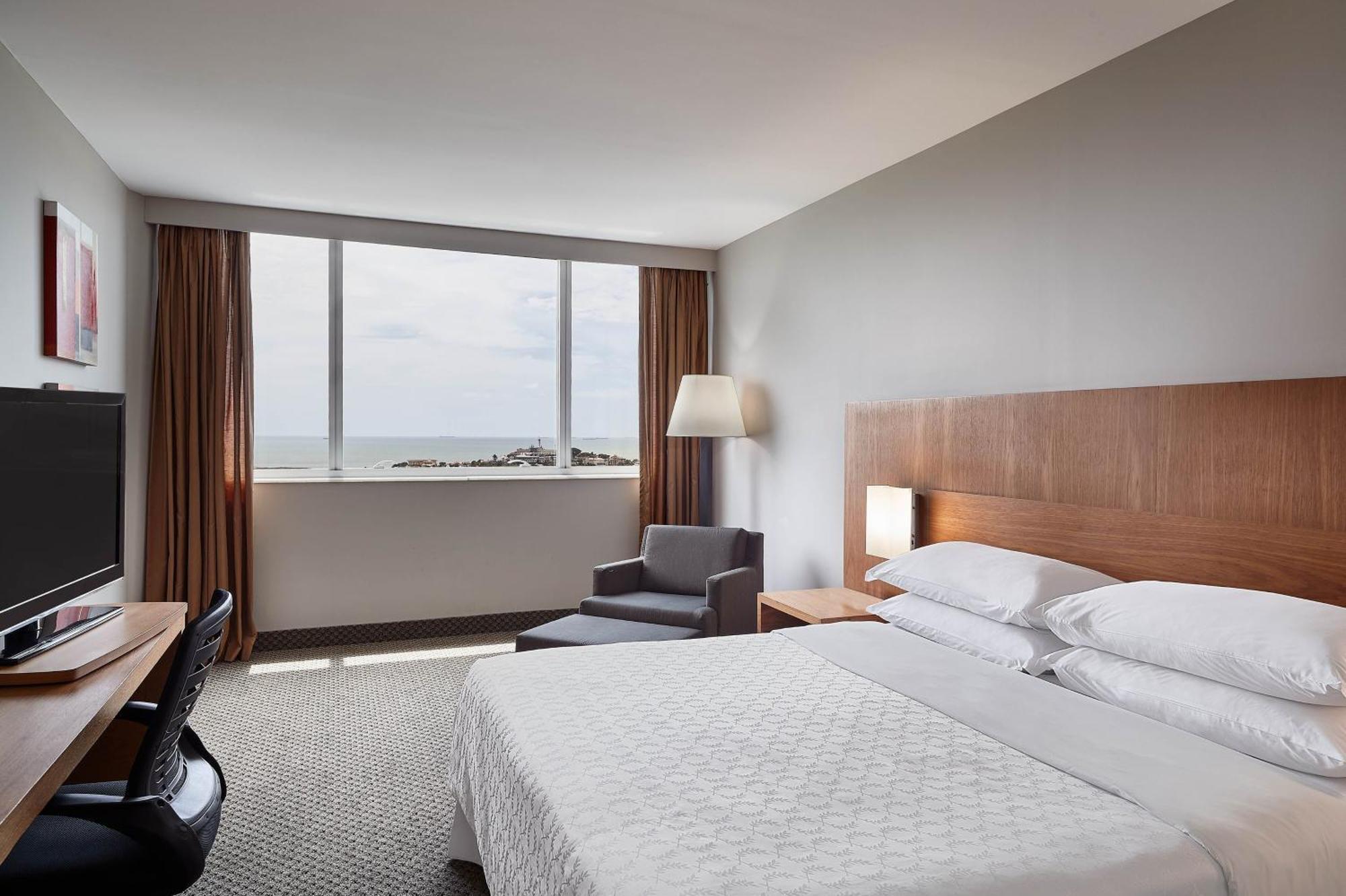 Quarto EXECUTIVO VIP com 1 Cama de Casal e Vista do Mar - Andar VIP