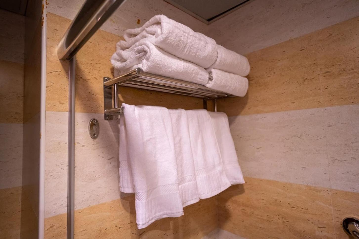 Basic Triple Room,1638578628:JPEG