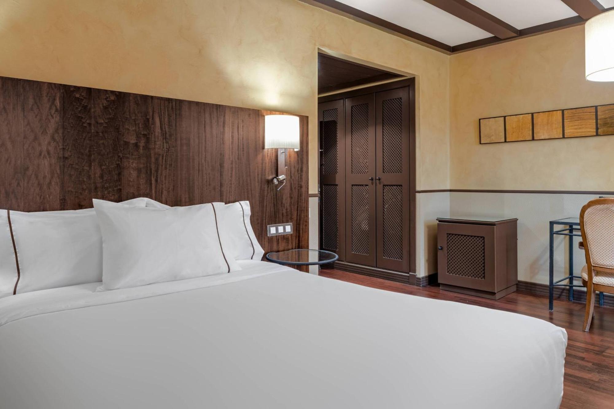 Deluxe Room Queen, Guest room, 1 Queen,1643133325:JPEG