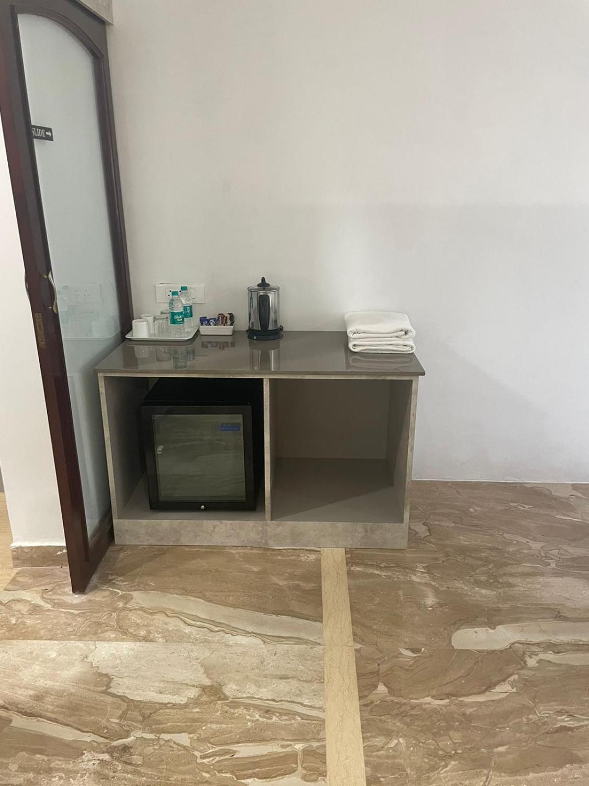Estudio con vistas al jardín