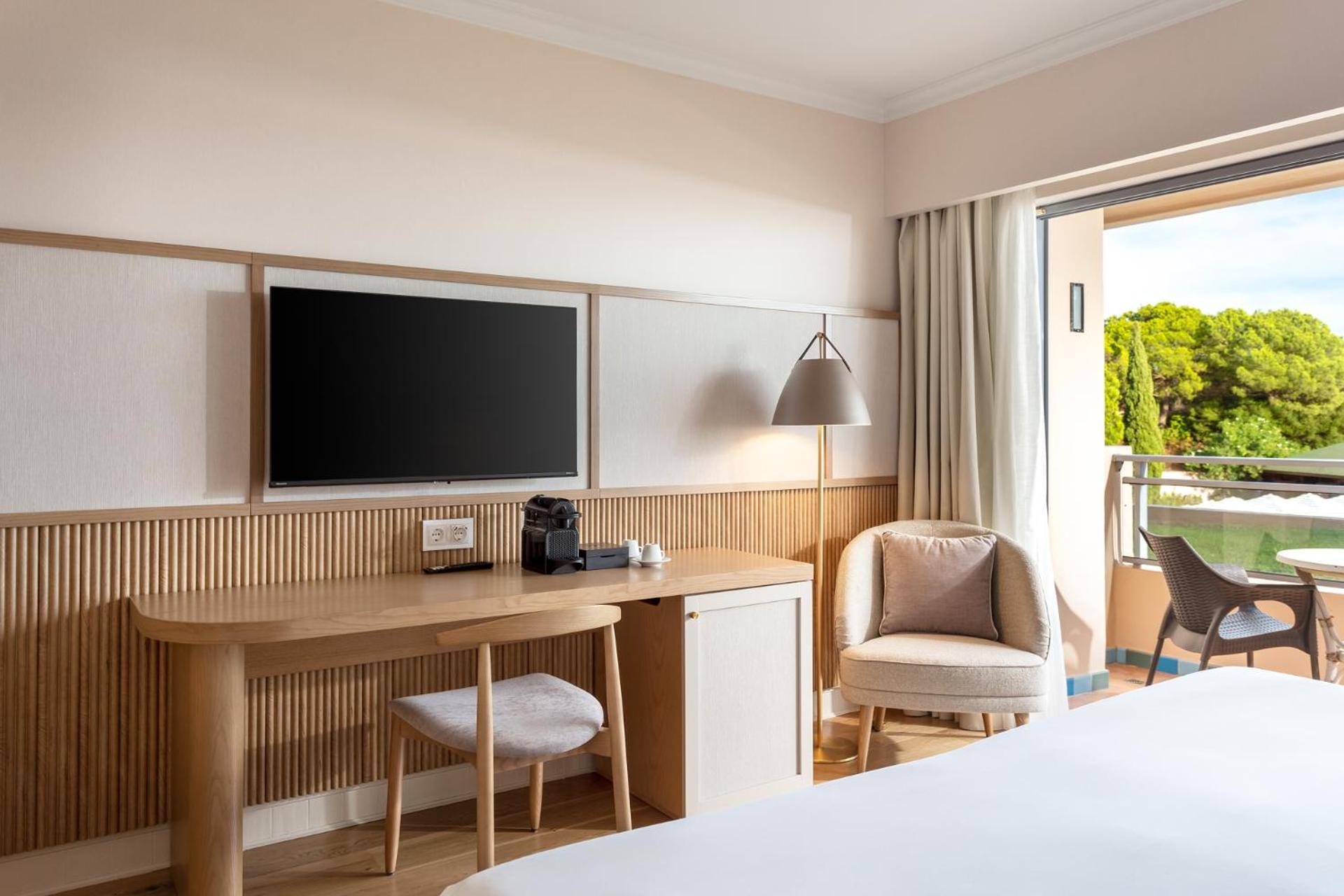 Double or Twin Room with Sea View,1644403326:JPEG
