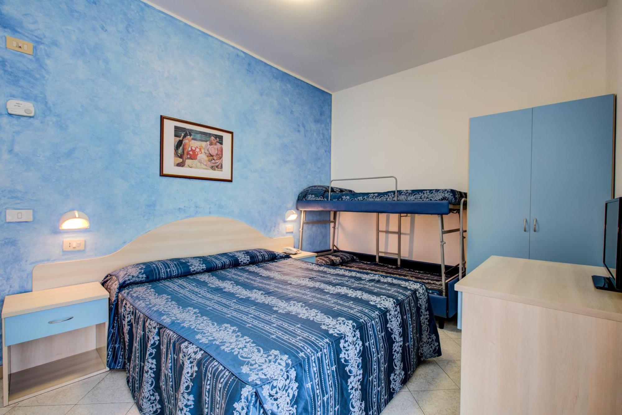 Chambre Familiale
