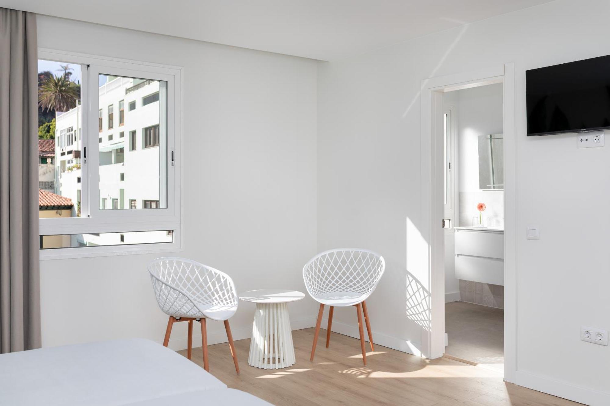 Twin Room with City View,1658280437:JPEG