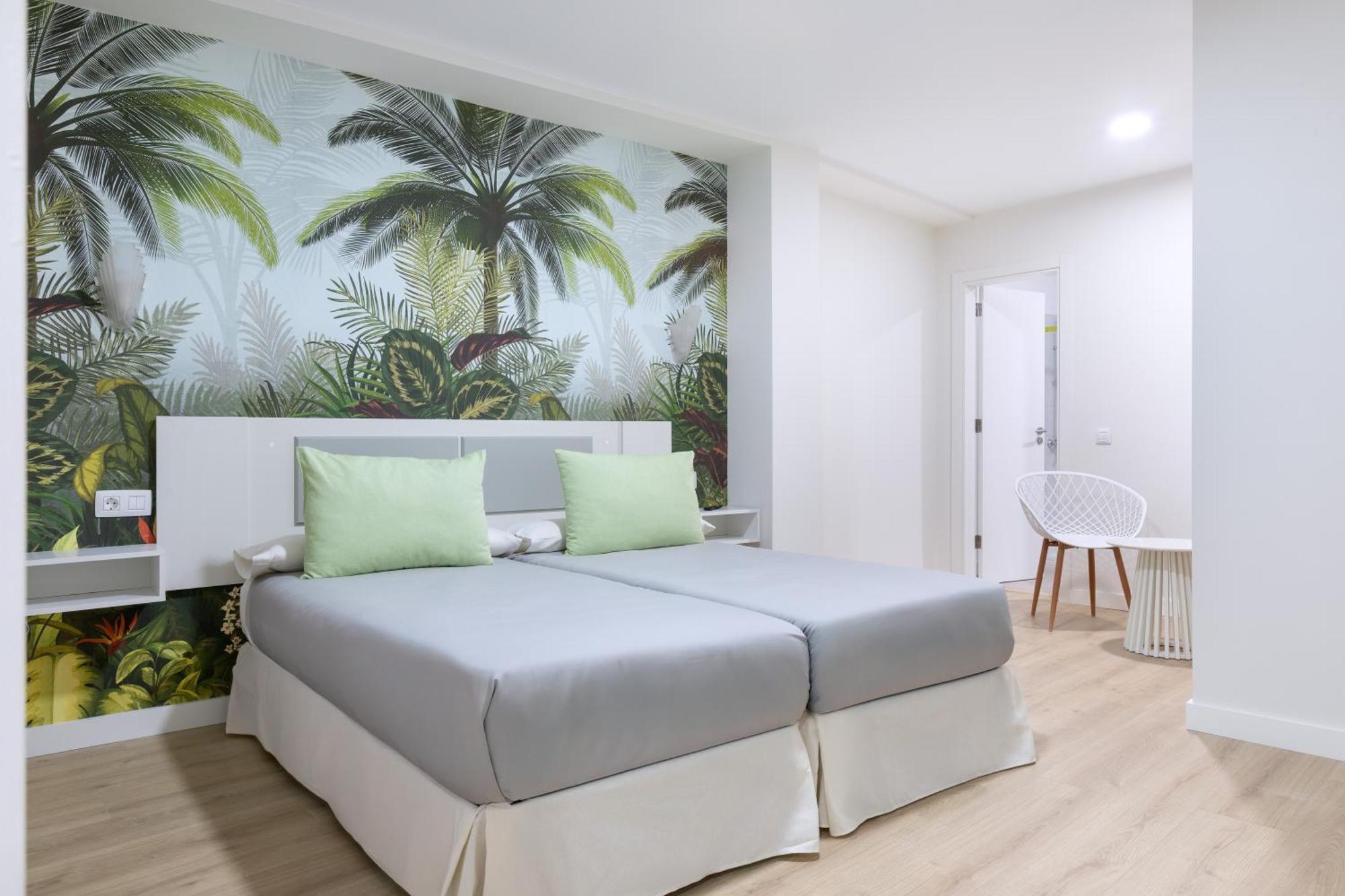 Double Room,1658280470:JPEG
