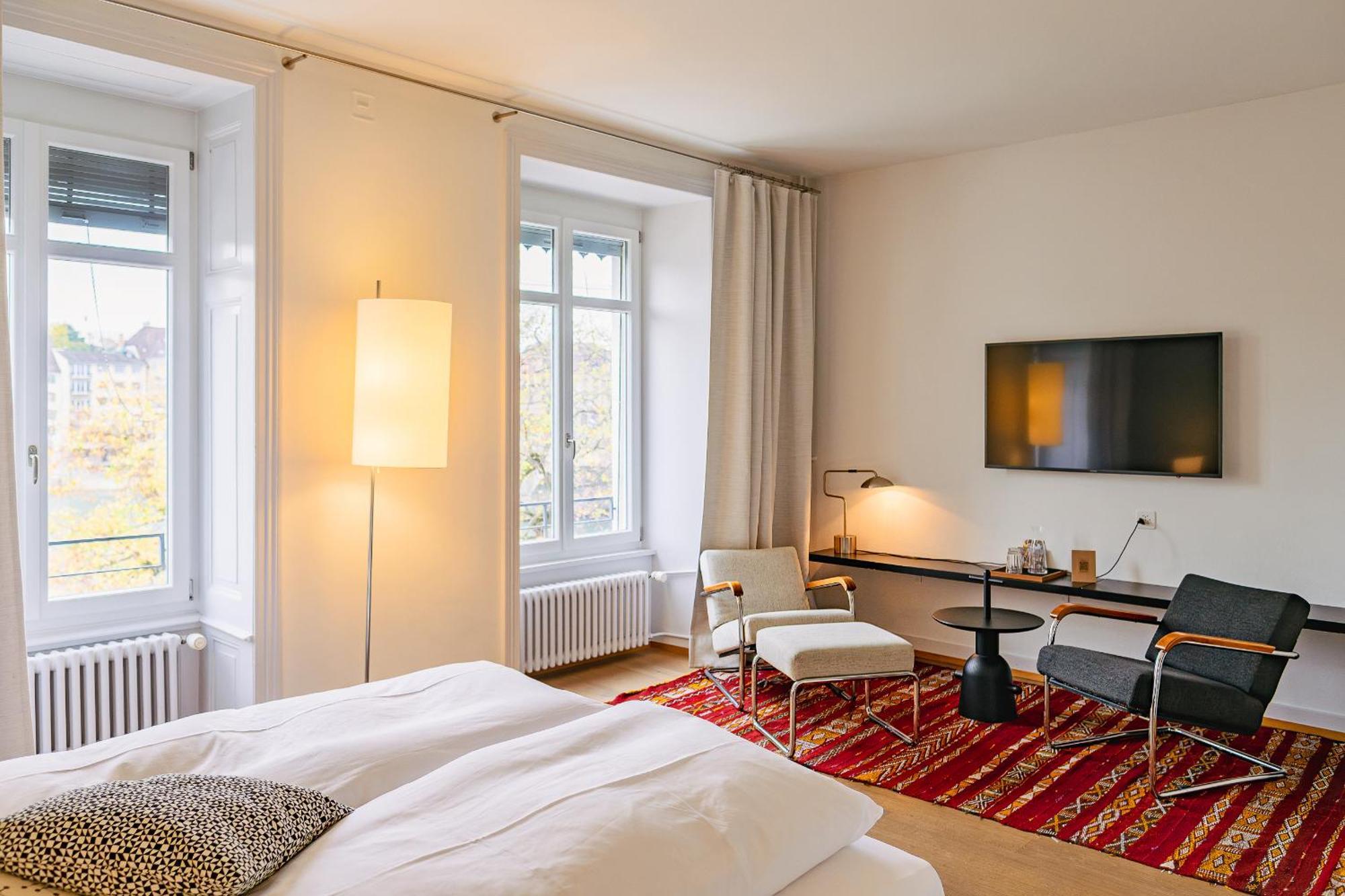Double Room with View to Rhine River