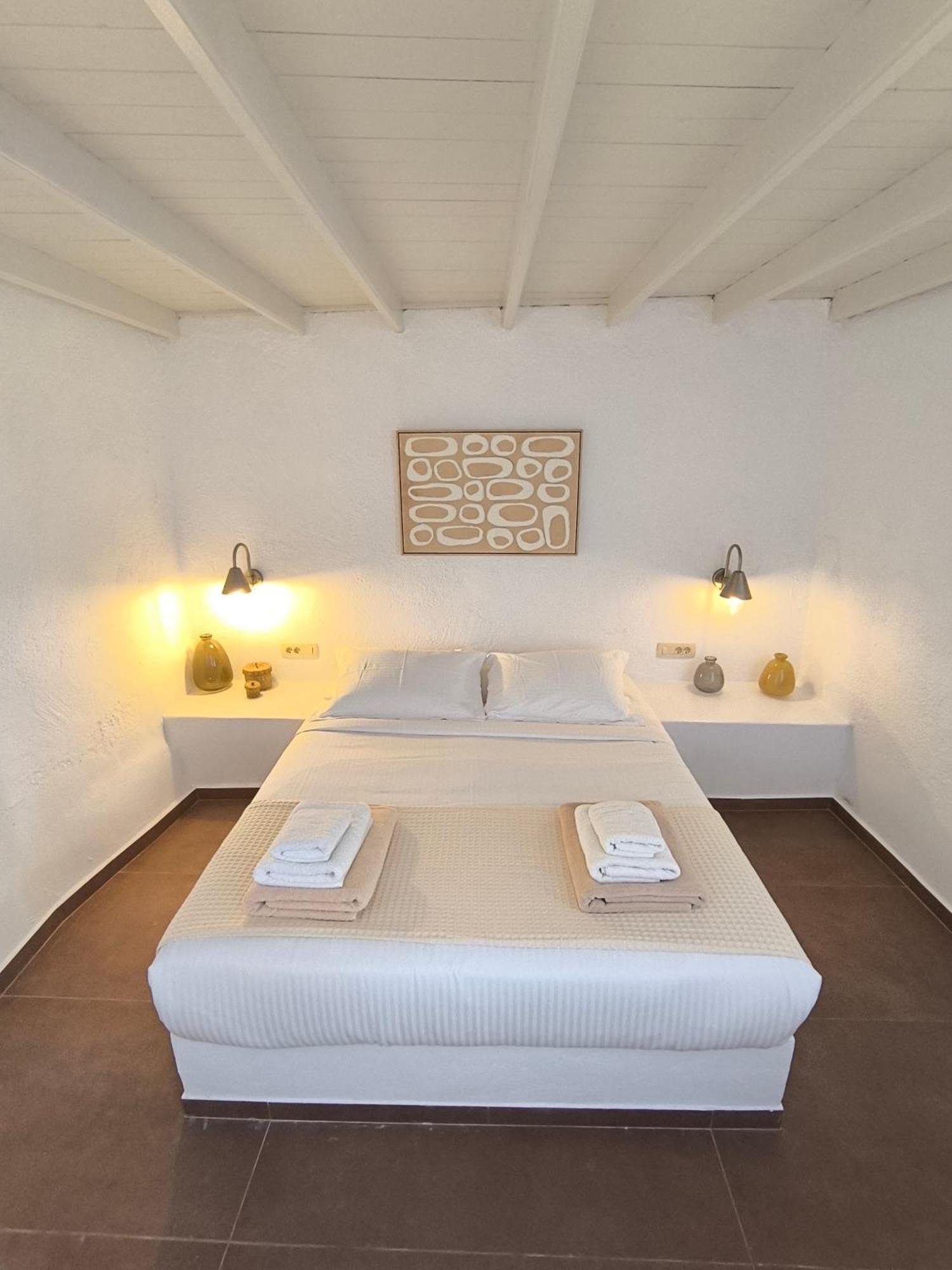 Suite im Höhlenstil mit Blick auf die Caldera