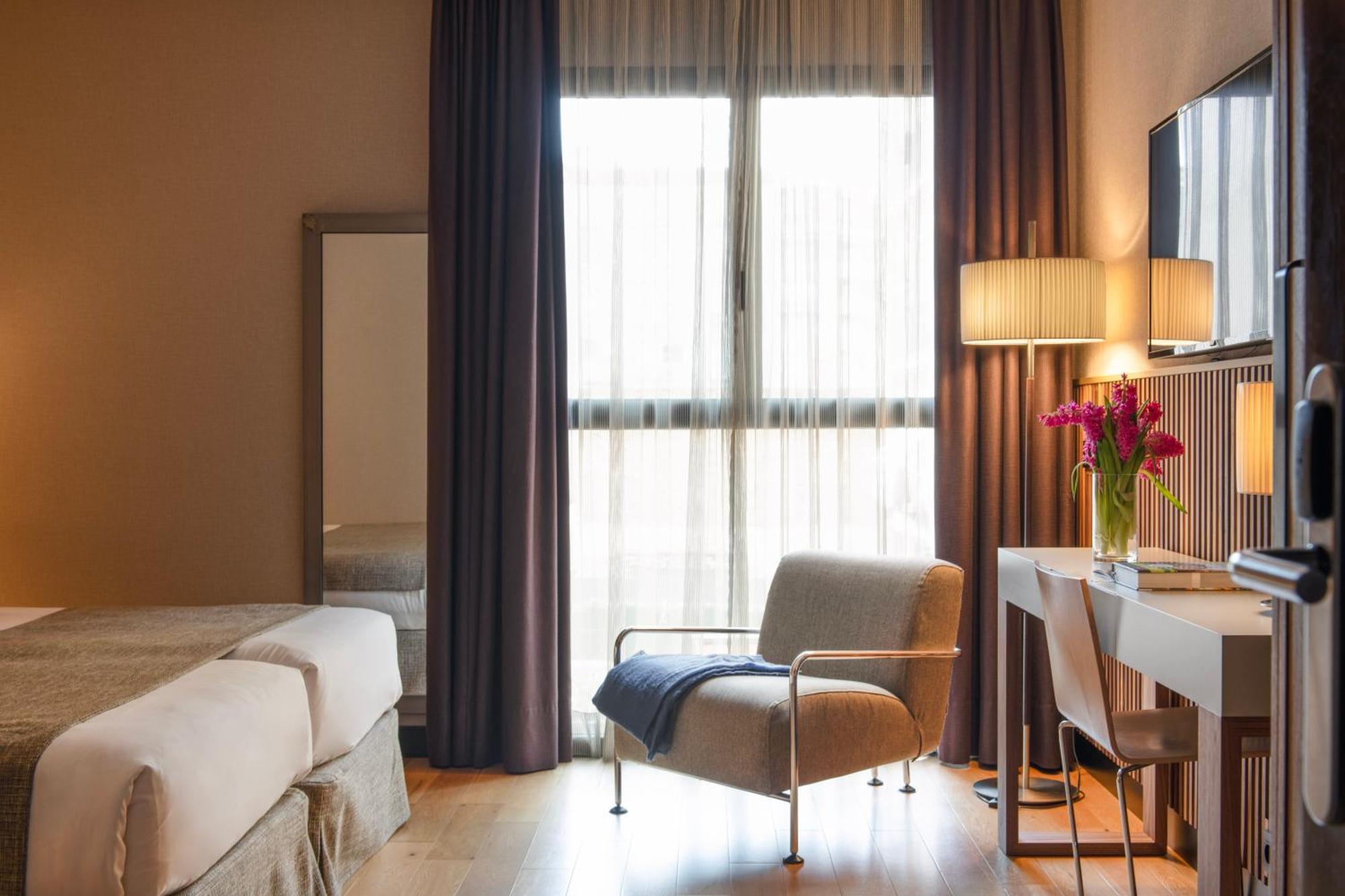 Chambre Double ou Lits Jumeaux (1-2 Adultes)
