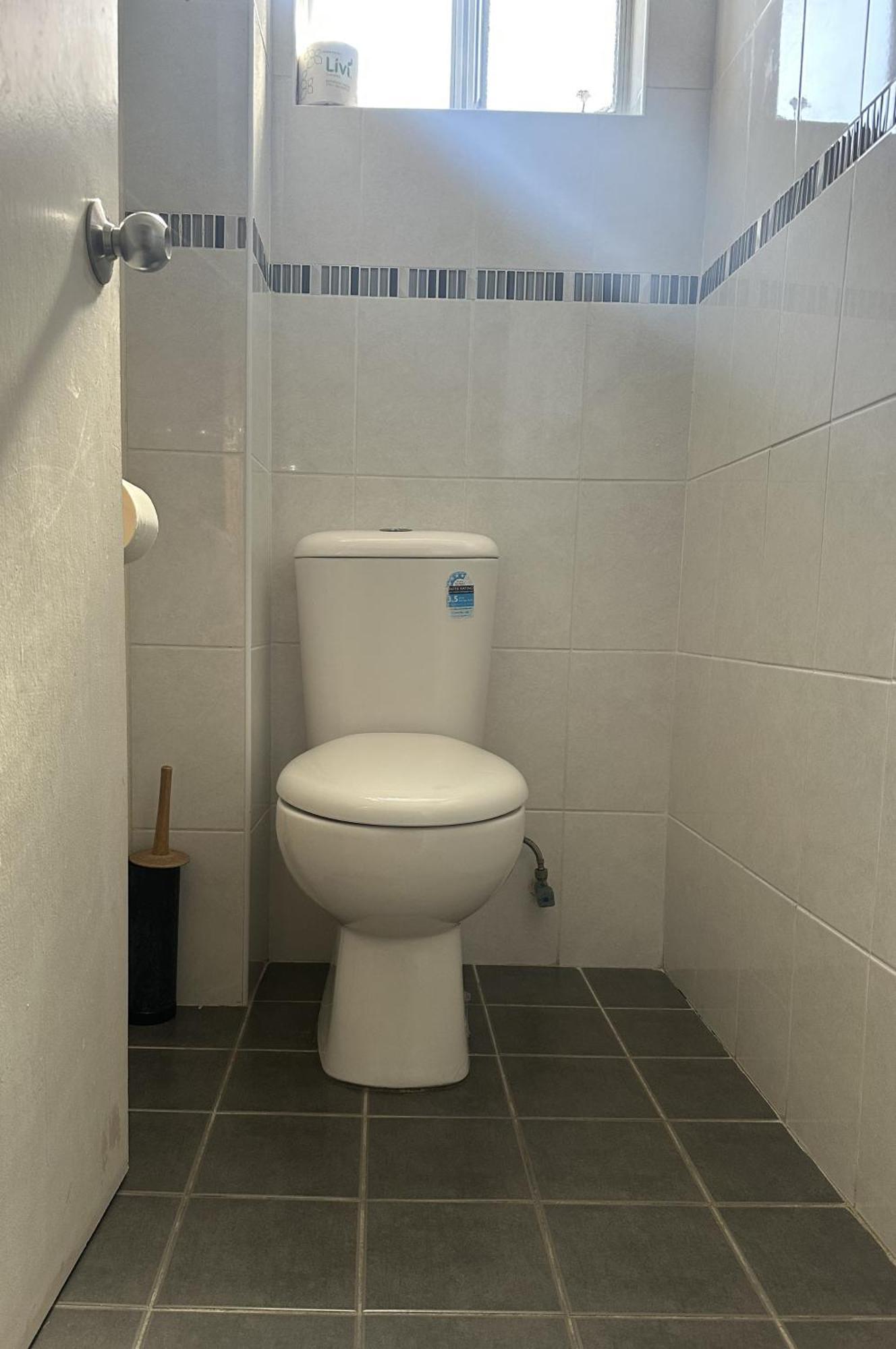 Three-Bedroom Apartment,1699375714:JPEG