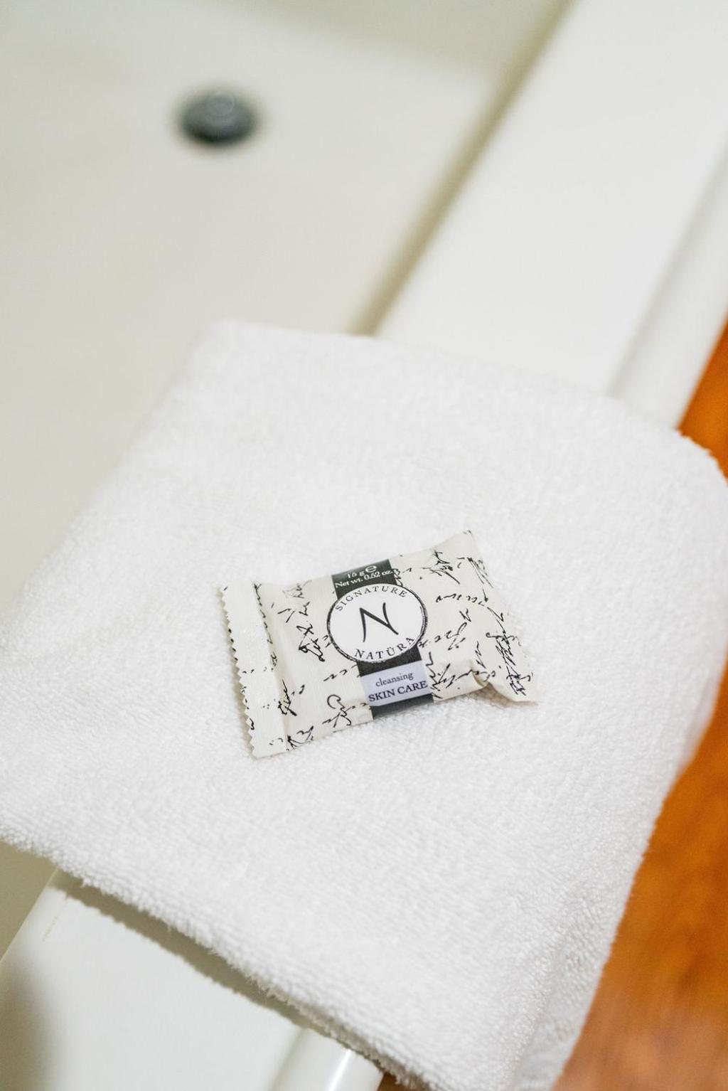 Superior King Room,1710609804:JPEG