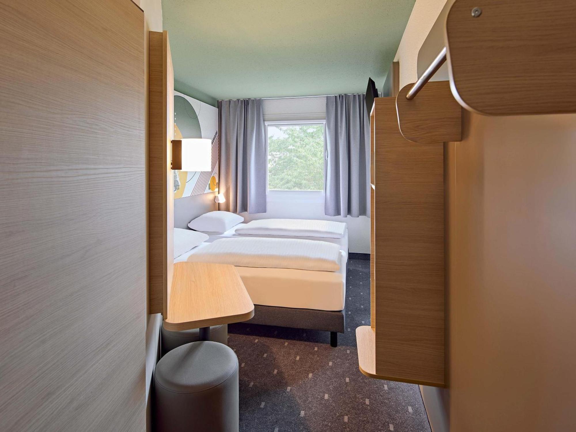Standard Twin Room,1706849168:JPEG
