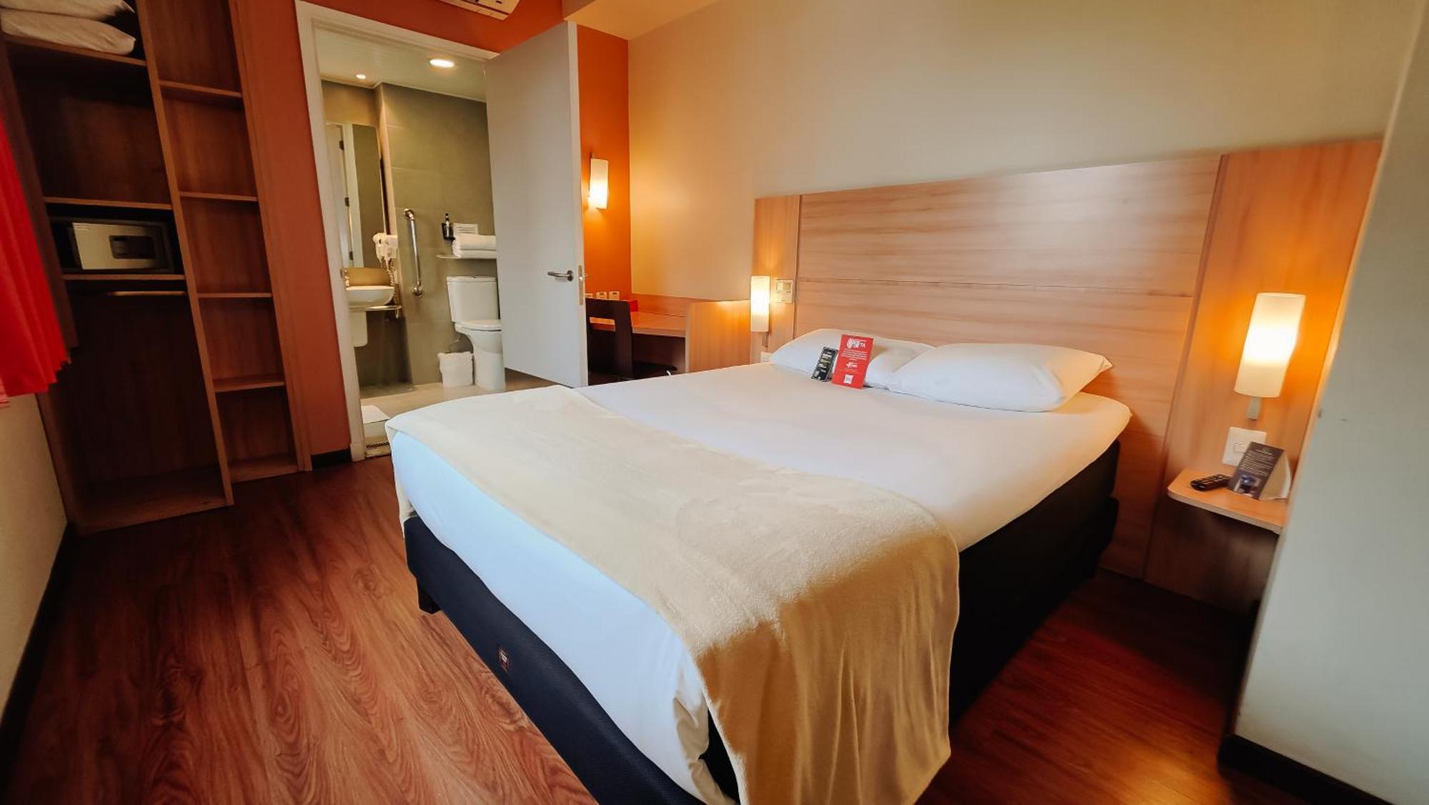 Double Queen Room,1722943135:JPEG