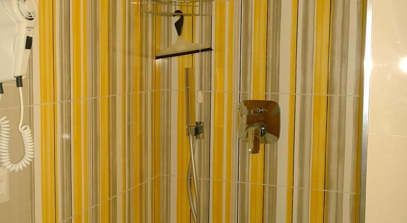 Habitación Doble con baño privado