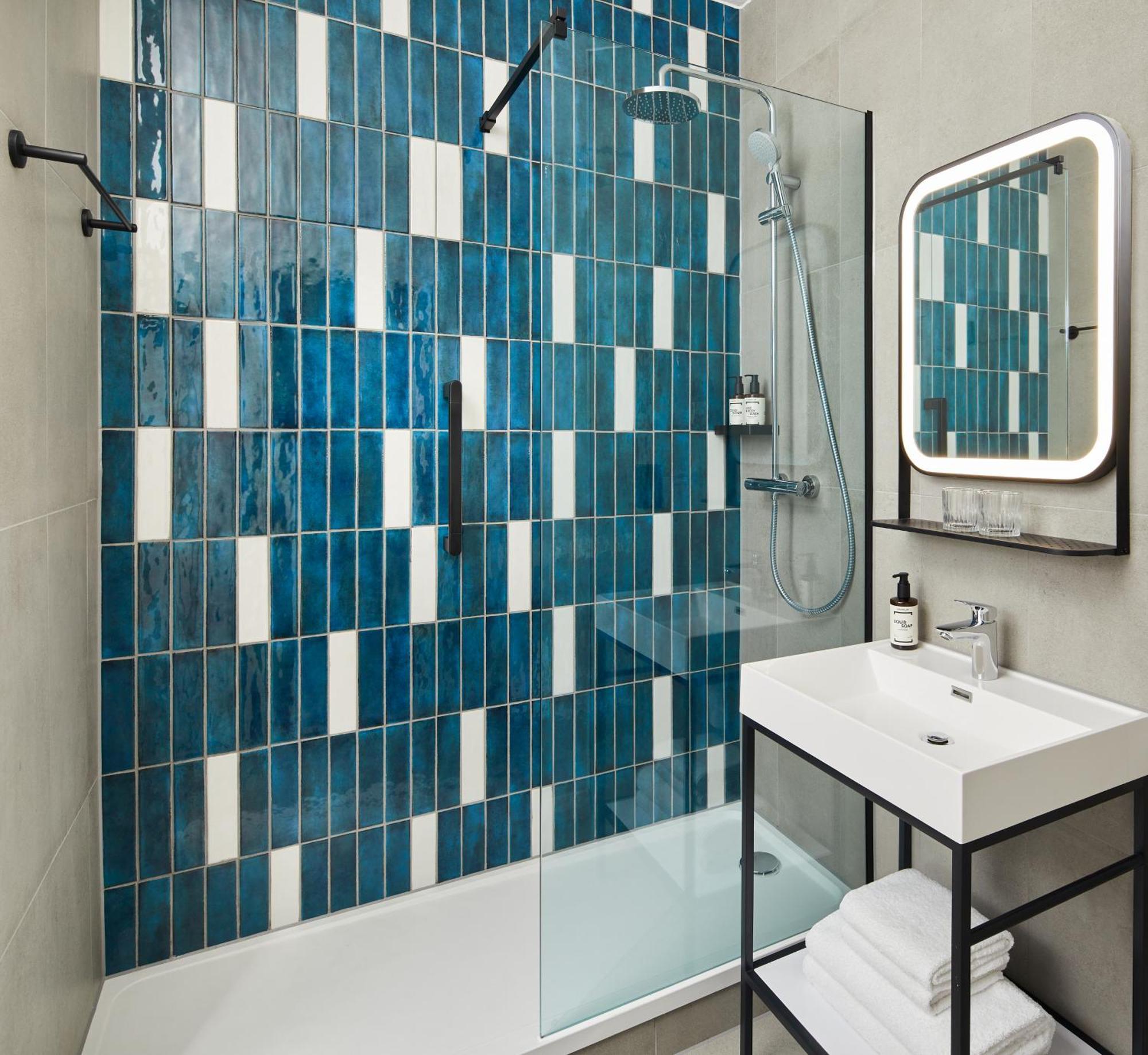 Habitación Doble Estándar (2 adultos)