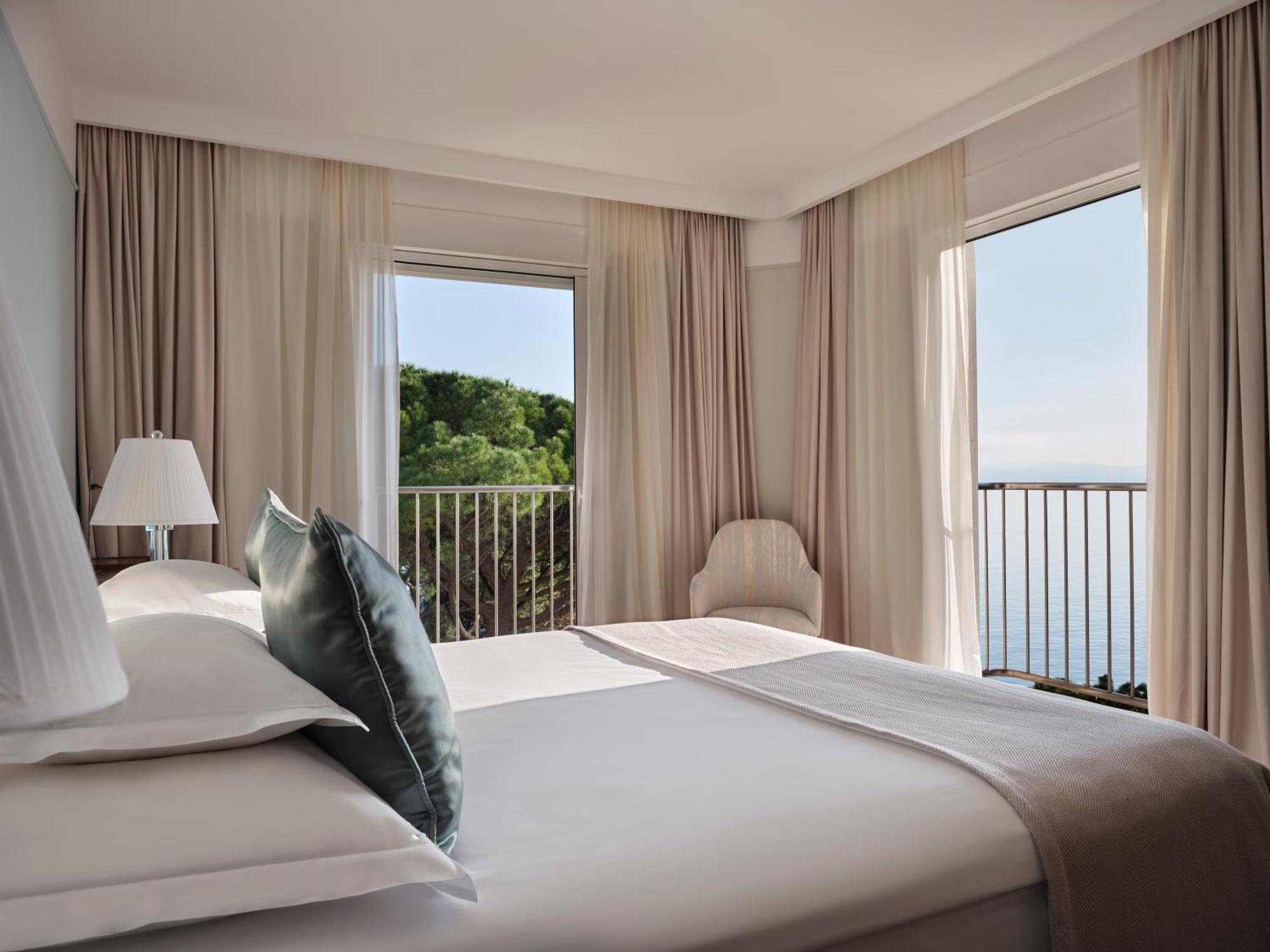 Superior Double or Twin Room Sea View,1742592018:JPEG