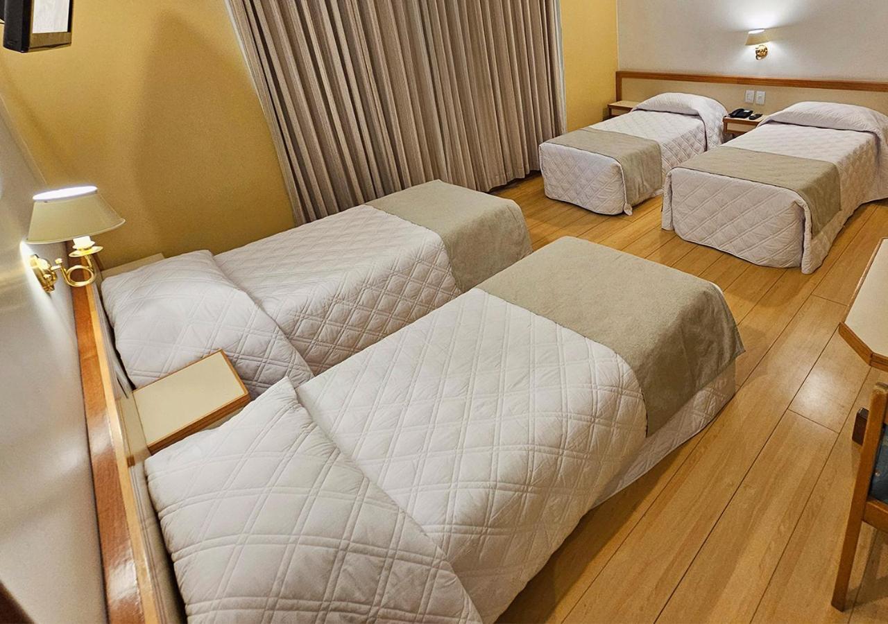Quarto Família
