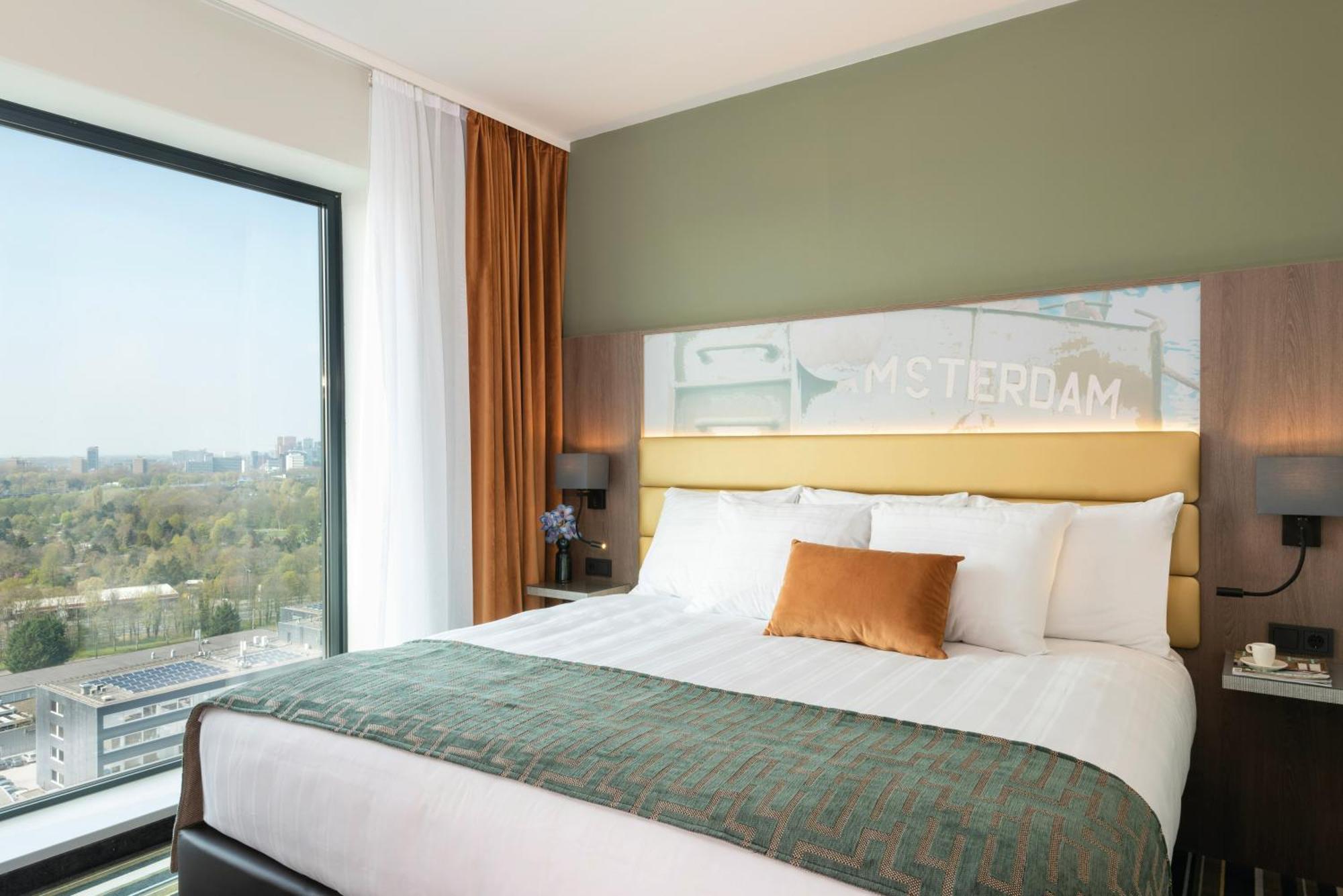 Chambre 1 Lit King-Size Deluxe - Étages Supérieurs