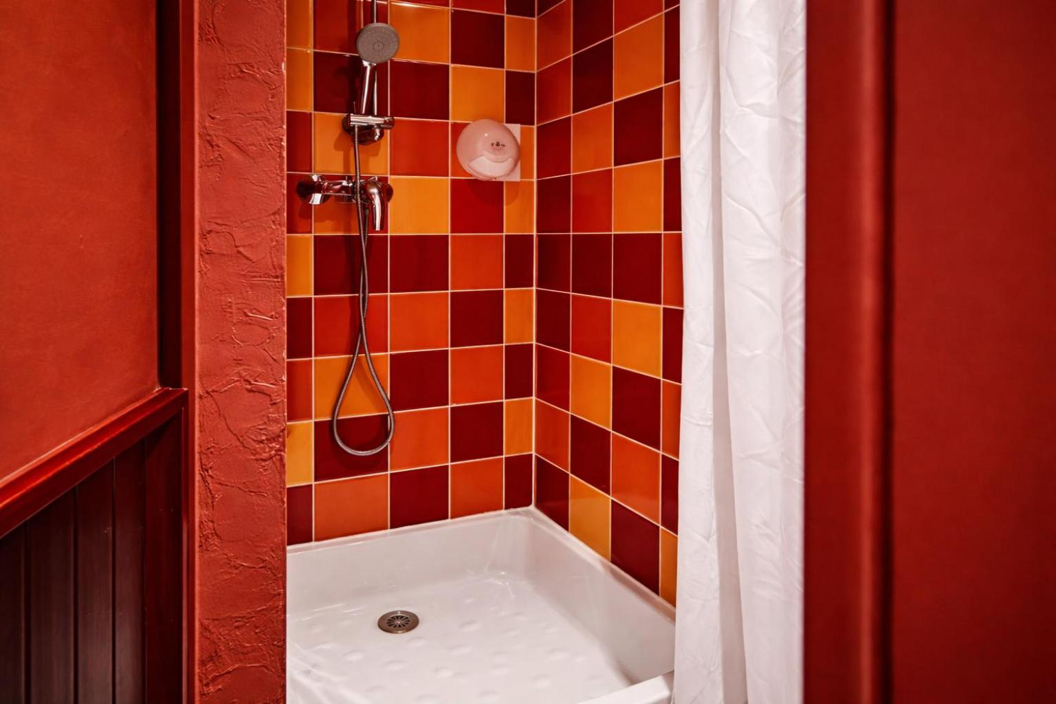Twin Room with Shared Toilet