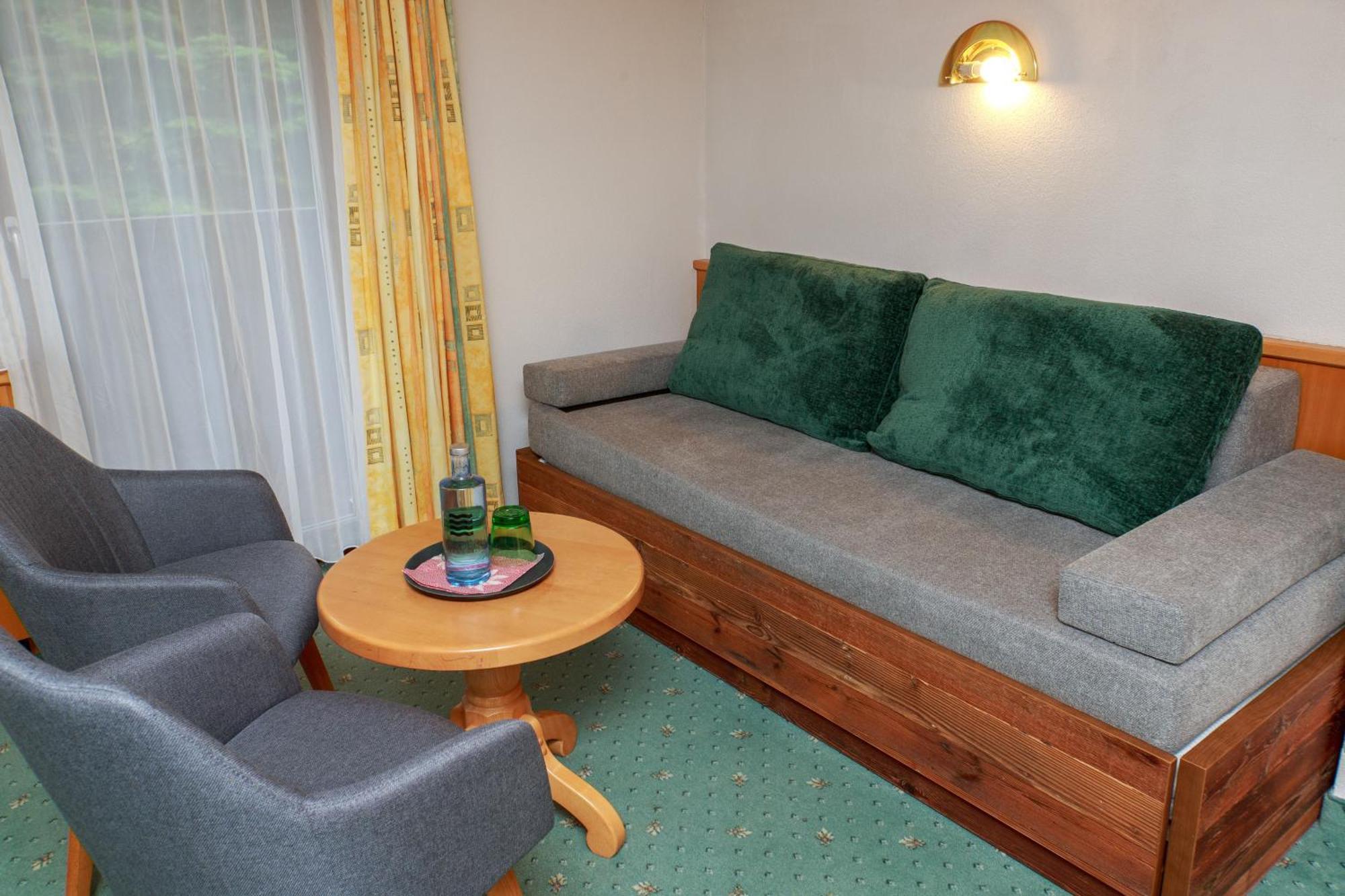 Family Suite,1756514445:JPEG