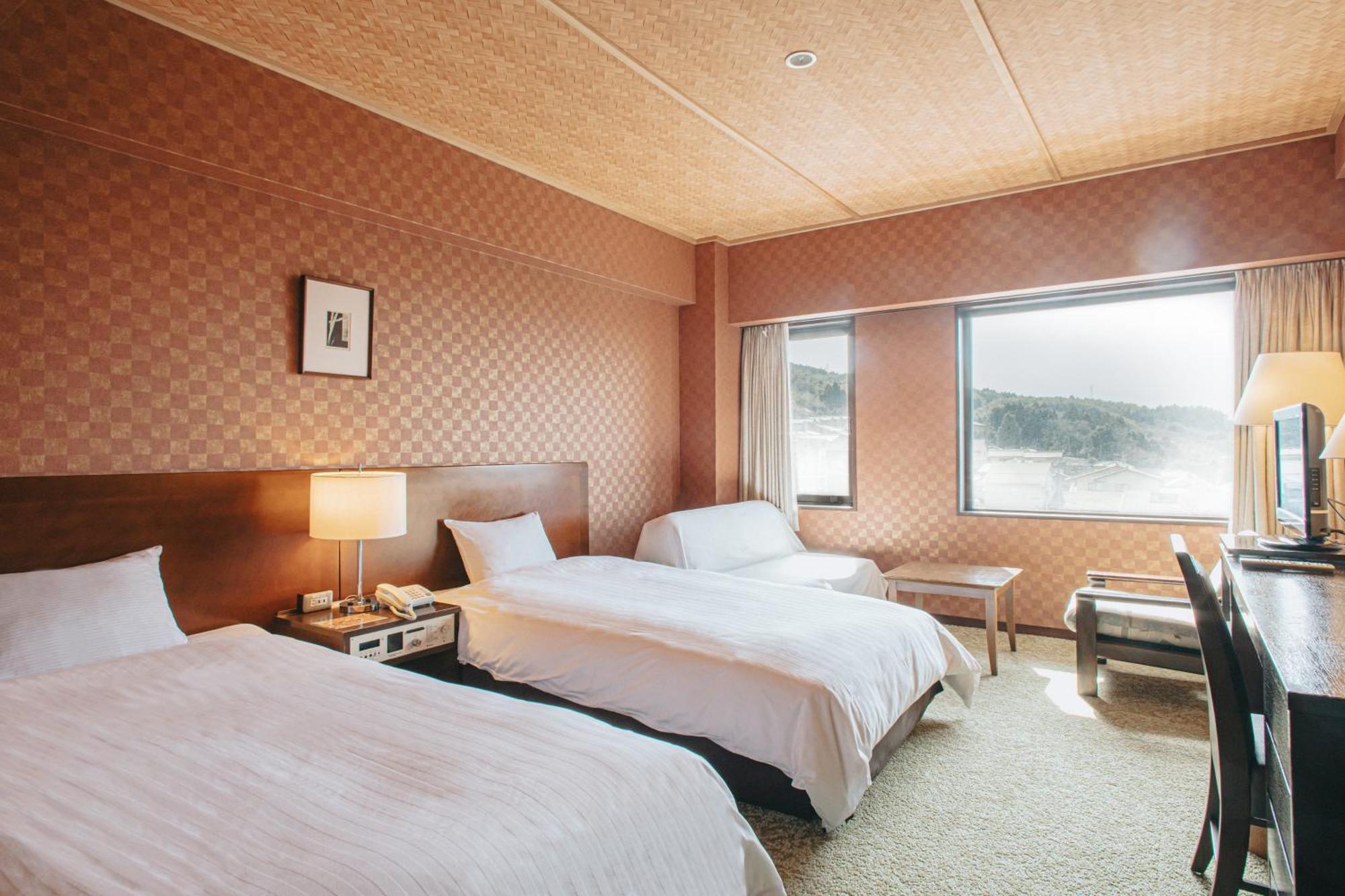 Twin Room - Non-Smoking