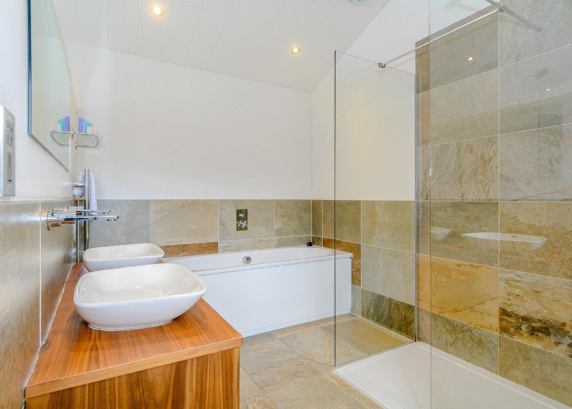 One-Bedroom House,1758589657:JPEG
