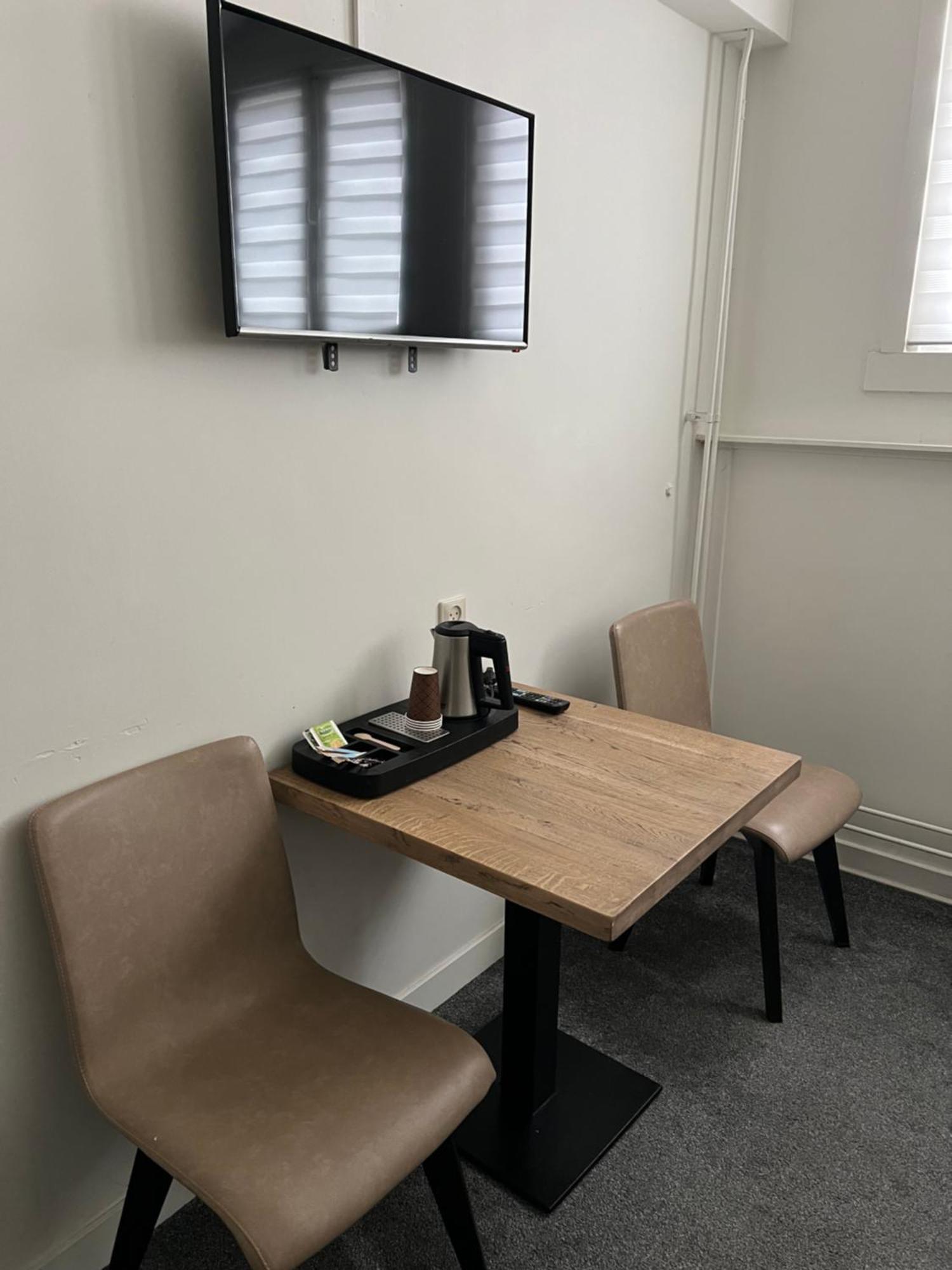 Economy Twin Room,1765143488:JPEG