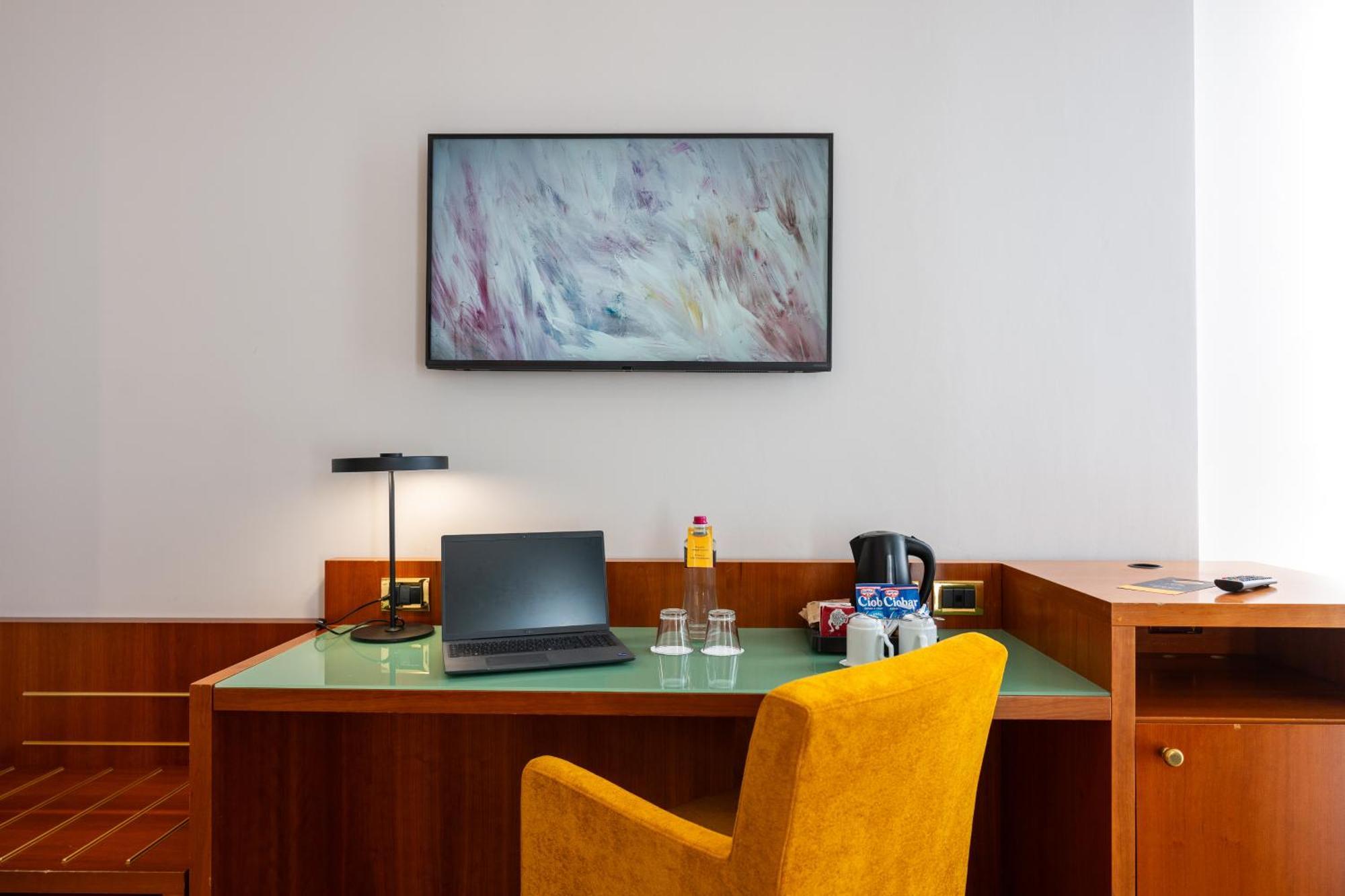 Premium Tweepersoonskamer met 2 Aparte Bedden
