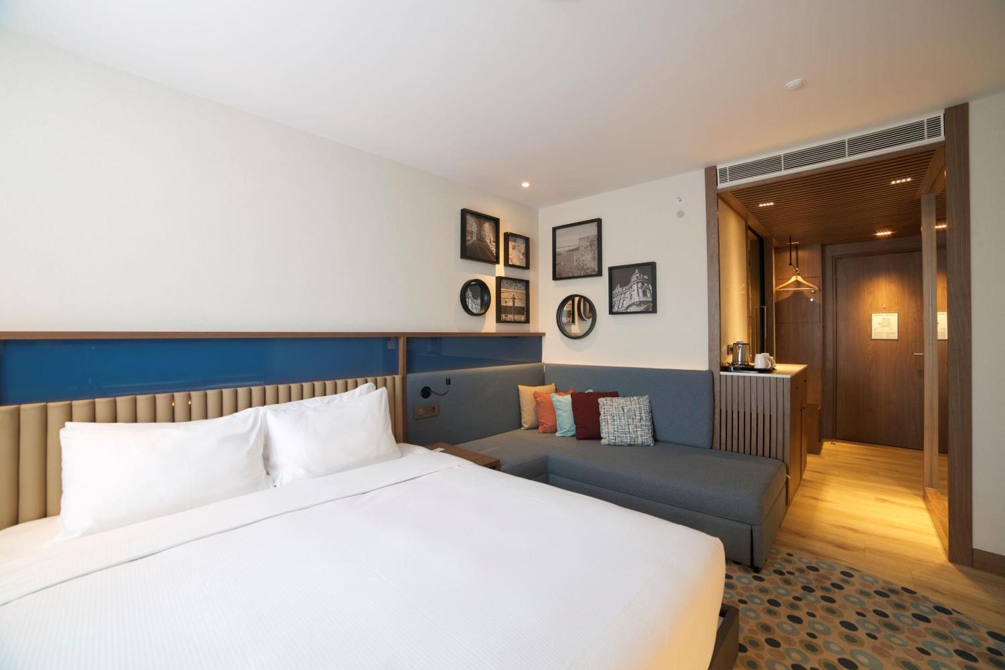 Chambre Lit King-Size avec Canapé-Lit
