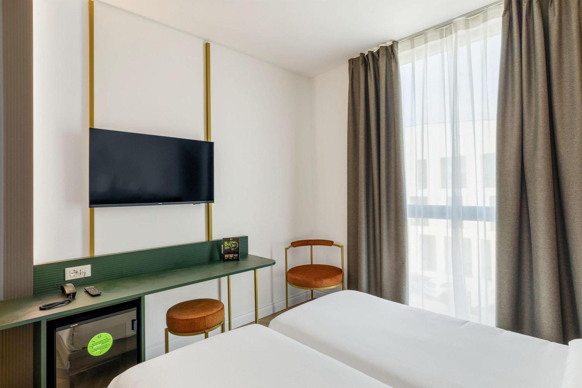 Tweepersoonskamer met 2 Aparte Bedden