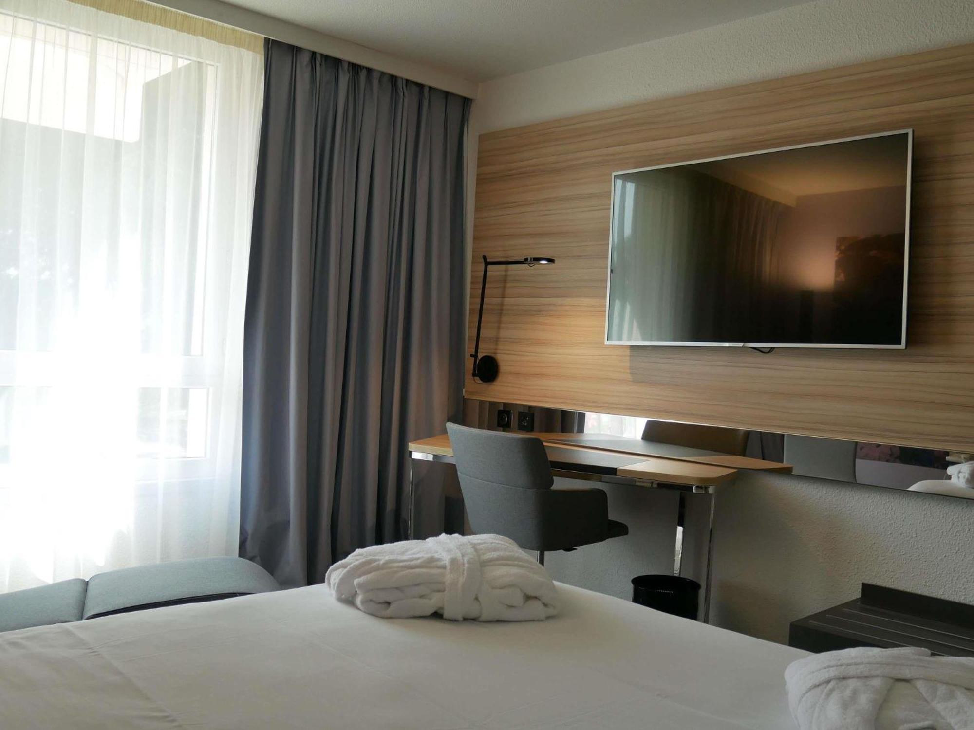 Classic Double Room with Sofa Bed
