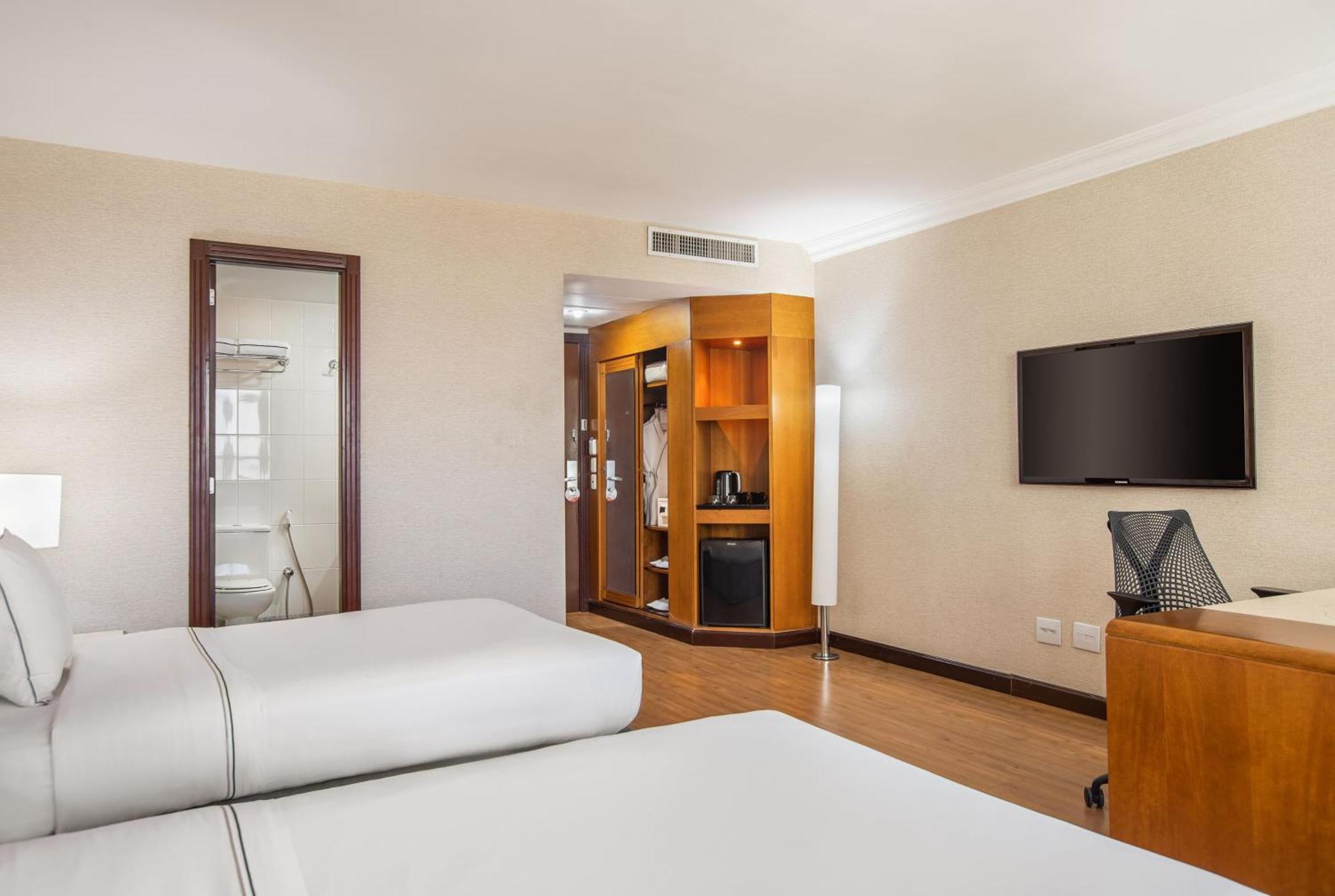 Quarto Twin Melia