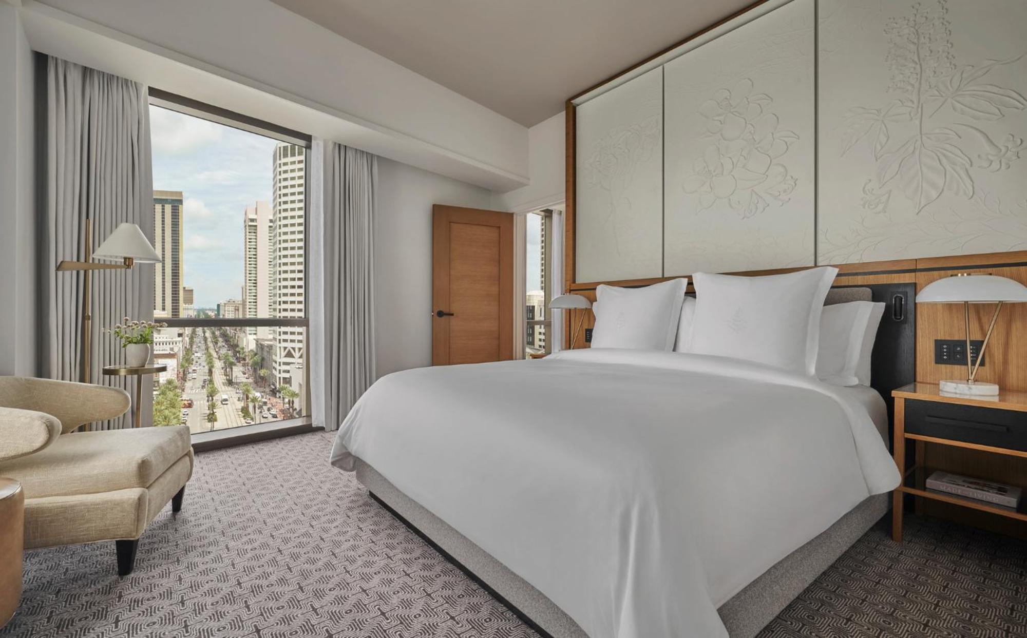 Suite Exécutive Four Seasons - Adaptée aux Personnes Malentendantes - Vue sur Ville