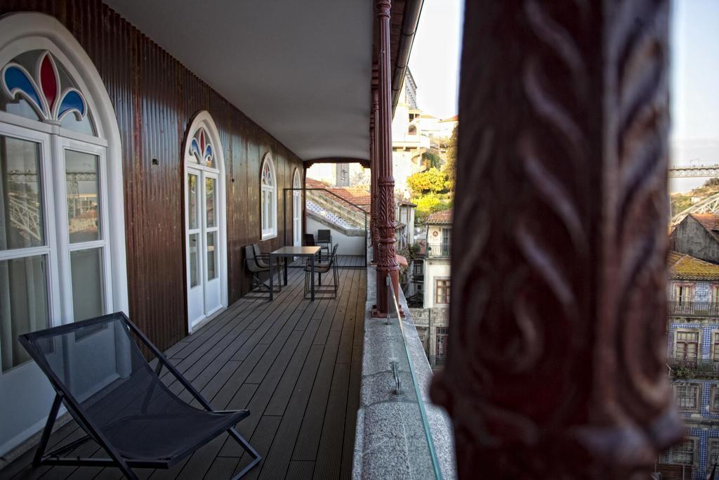 Deluxe Suite mit Terrasse und Flussblick