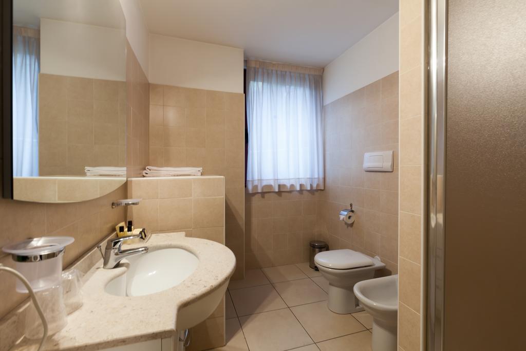 Double Room with Lake View,1216422808:JPEG