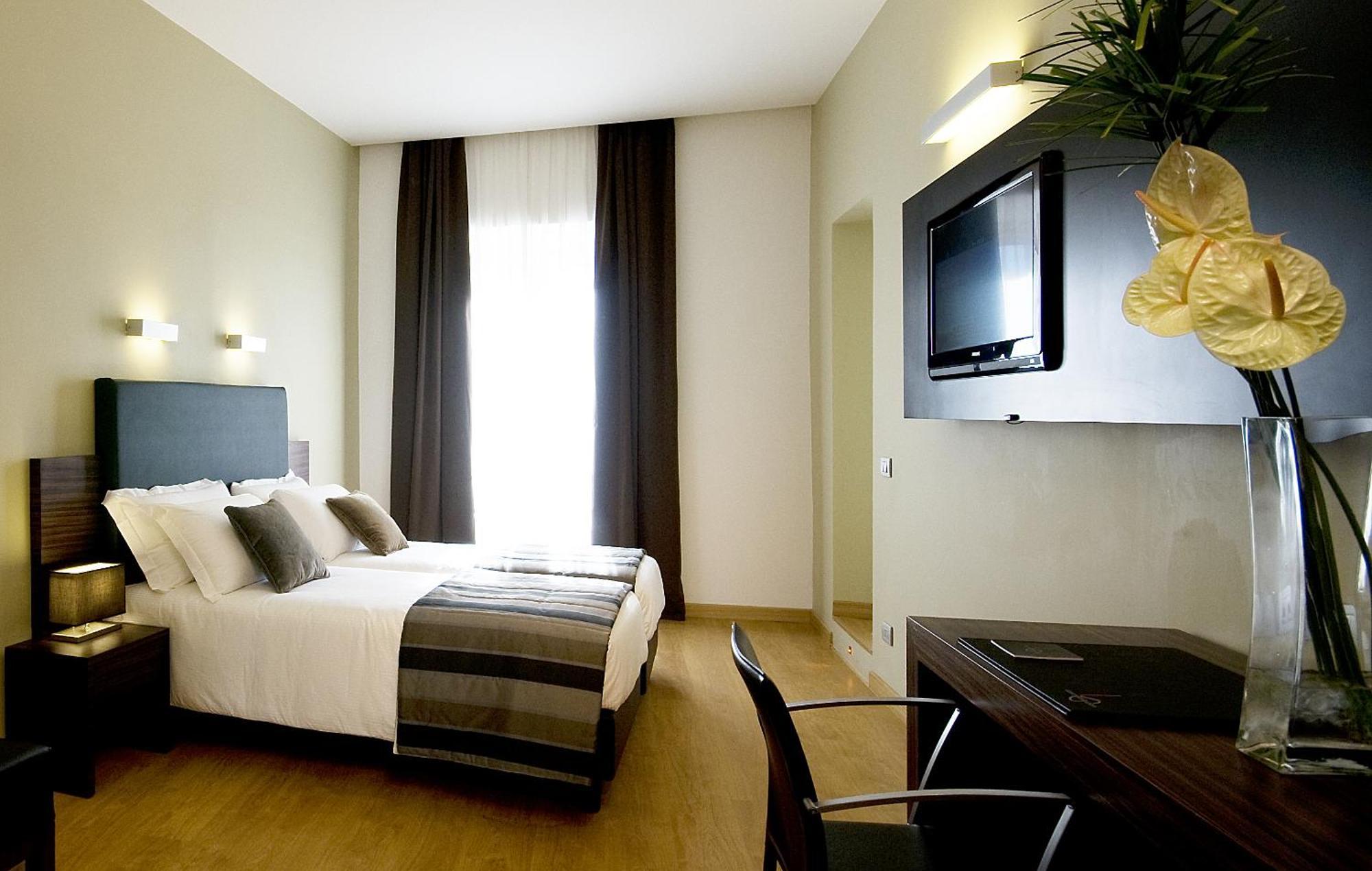 Double or Twin Room,545242899:JPEG