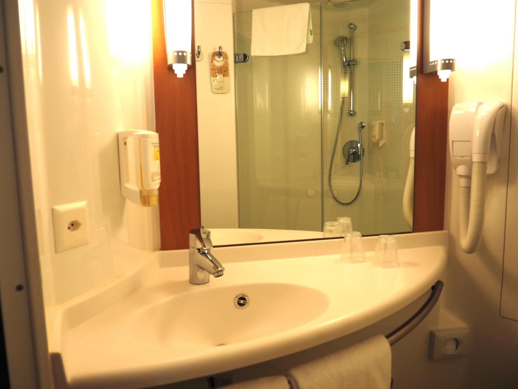 Standard Double Room,1756432148:JPEG