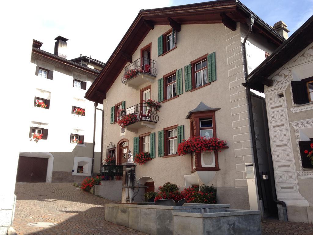Einzelzimmer mit Gemeinschaftsbad
