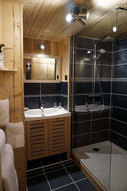 Double Room,377349439:JPEG