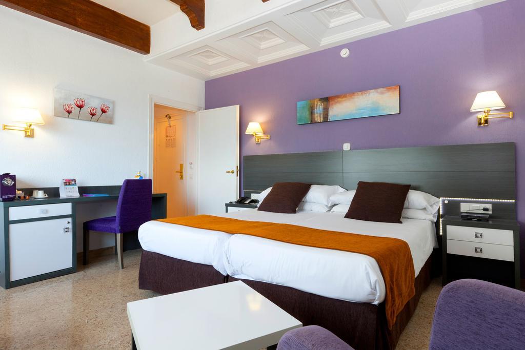 Quarto Duplo ou Twin com Vista Mar