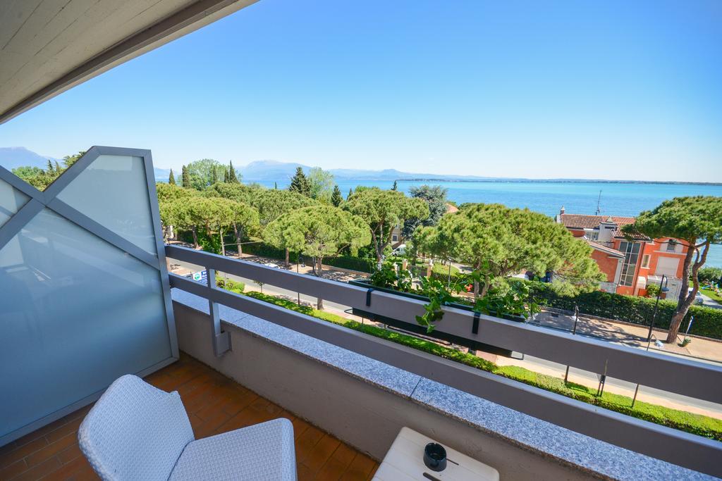 Triple Room with Lake View,450764049:JPEG